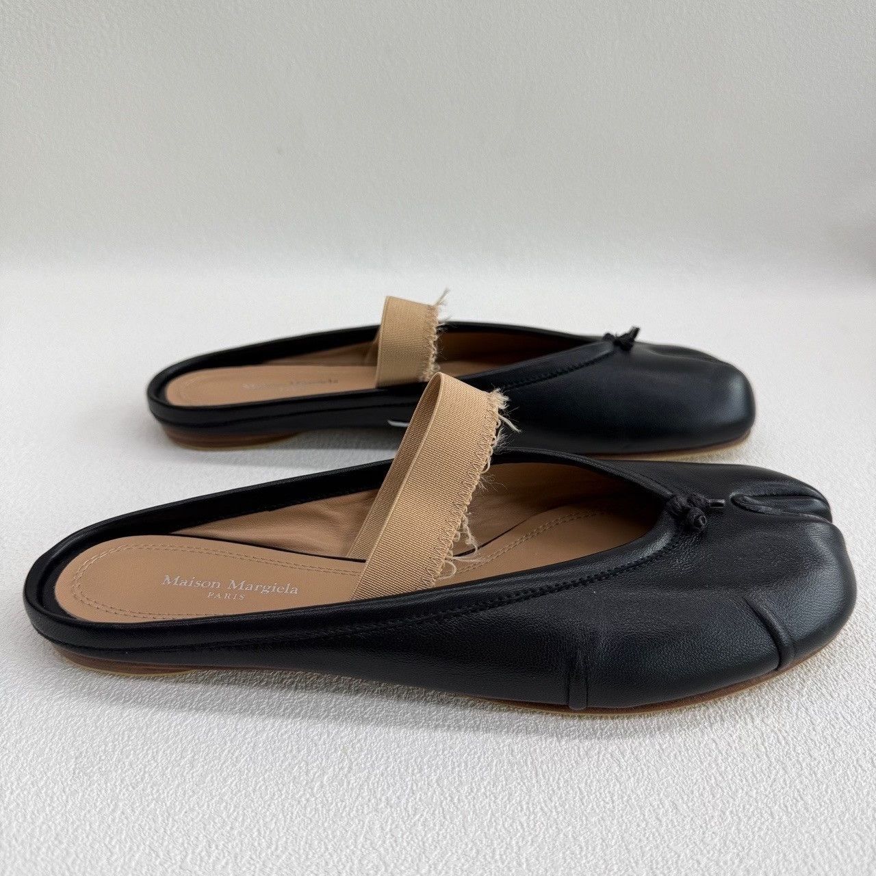 Maison Margiela Maison Margiela Tabi Leather Slip Ons Size 37.5 Size US 7.5 / IT 37.5 - 6 Thumbnail