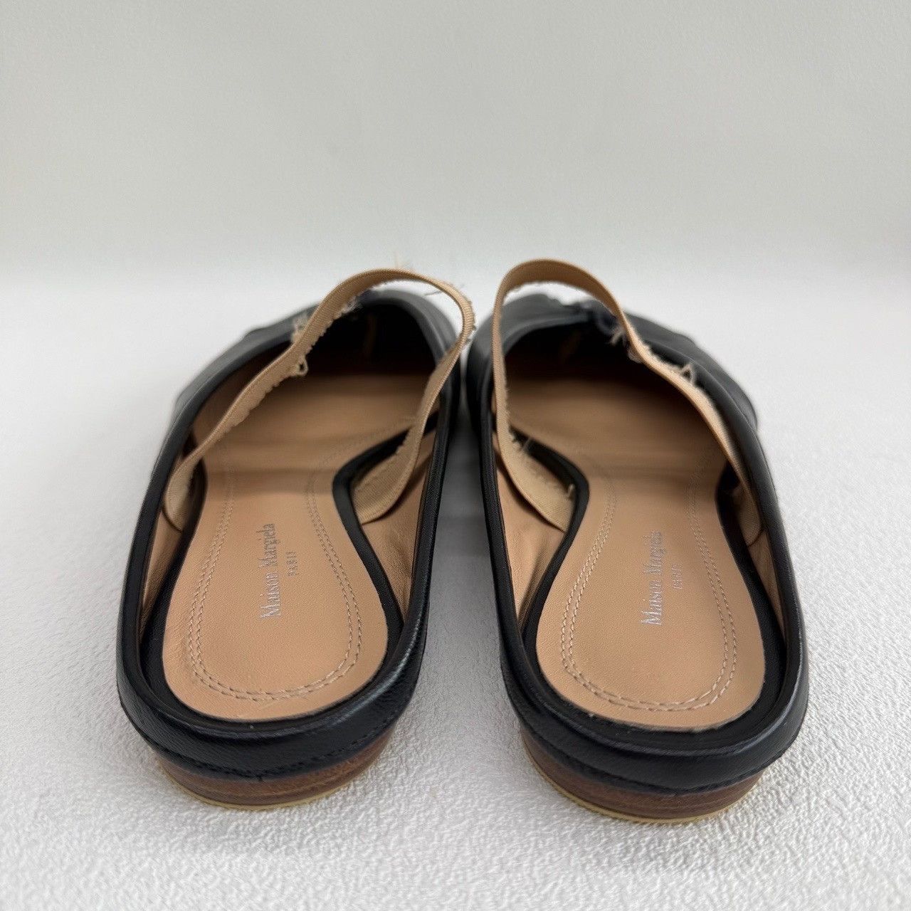 Maison Margiela Maison Margiela Tabi Leather Slip Ons Size 37.5 Size US 7.5 / IT 37.5 - 7 Thumbnail