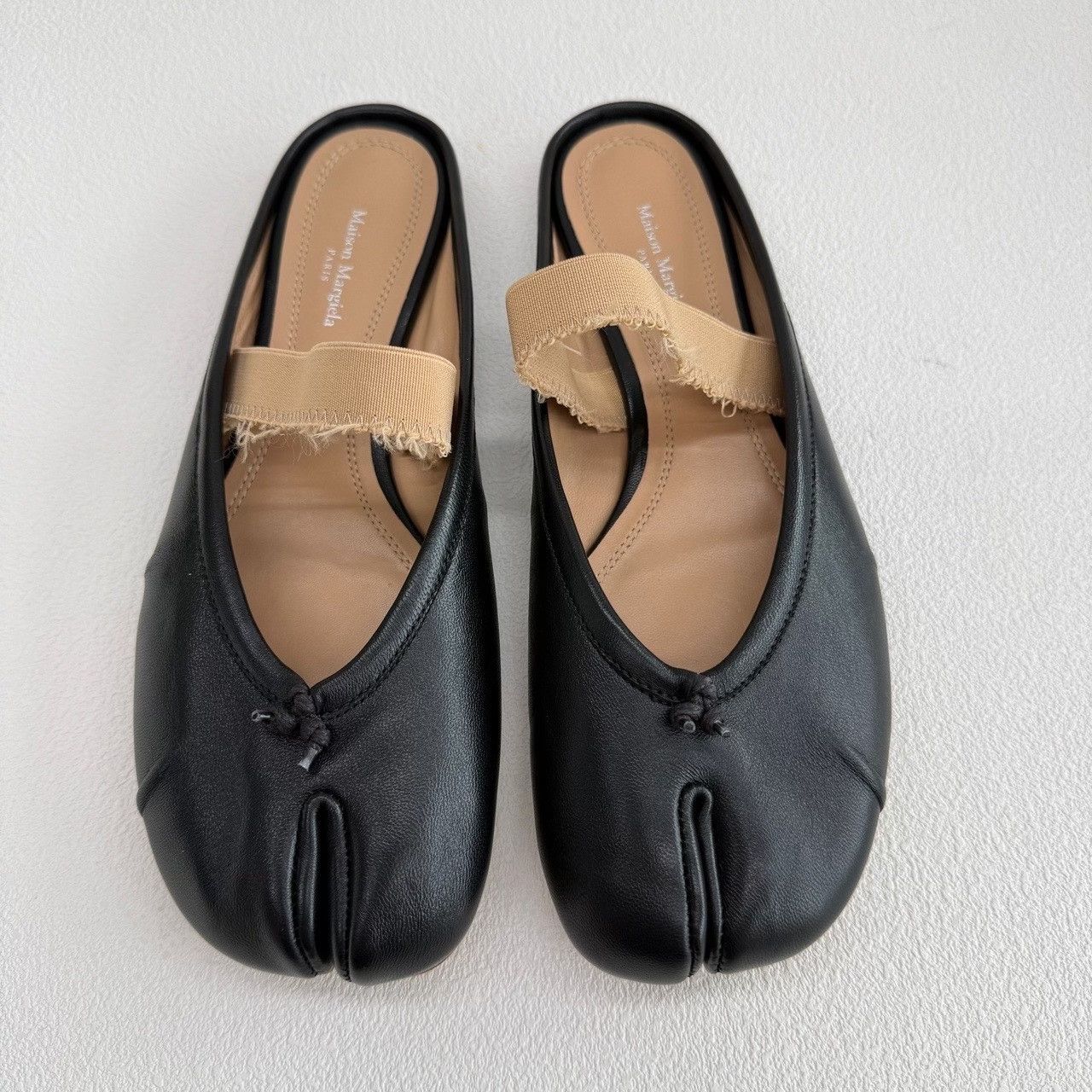 Maison Margiela Maison Margiela Tabi Leather Slip Ons Size 37.5 Size US 7.5 / IT 37.5 - 4 Thumbnail