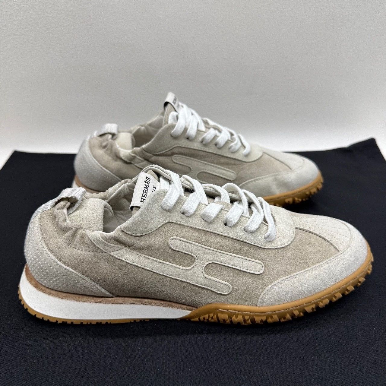 Hermes Hermès Jet Suede Sneakers Size 37.5 Size US 7.5 / IT 37.5 - 5 Thumbnail