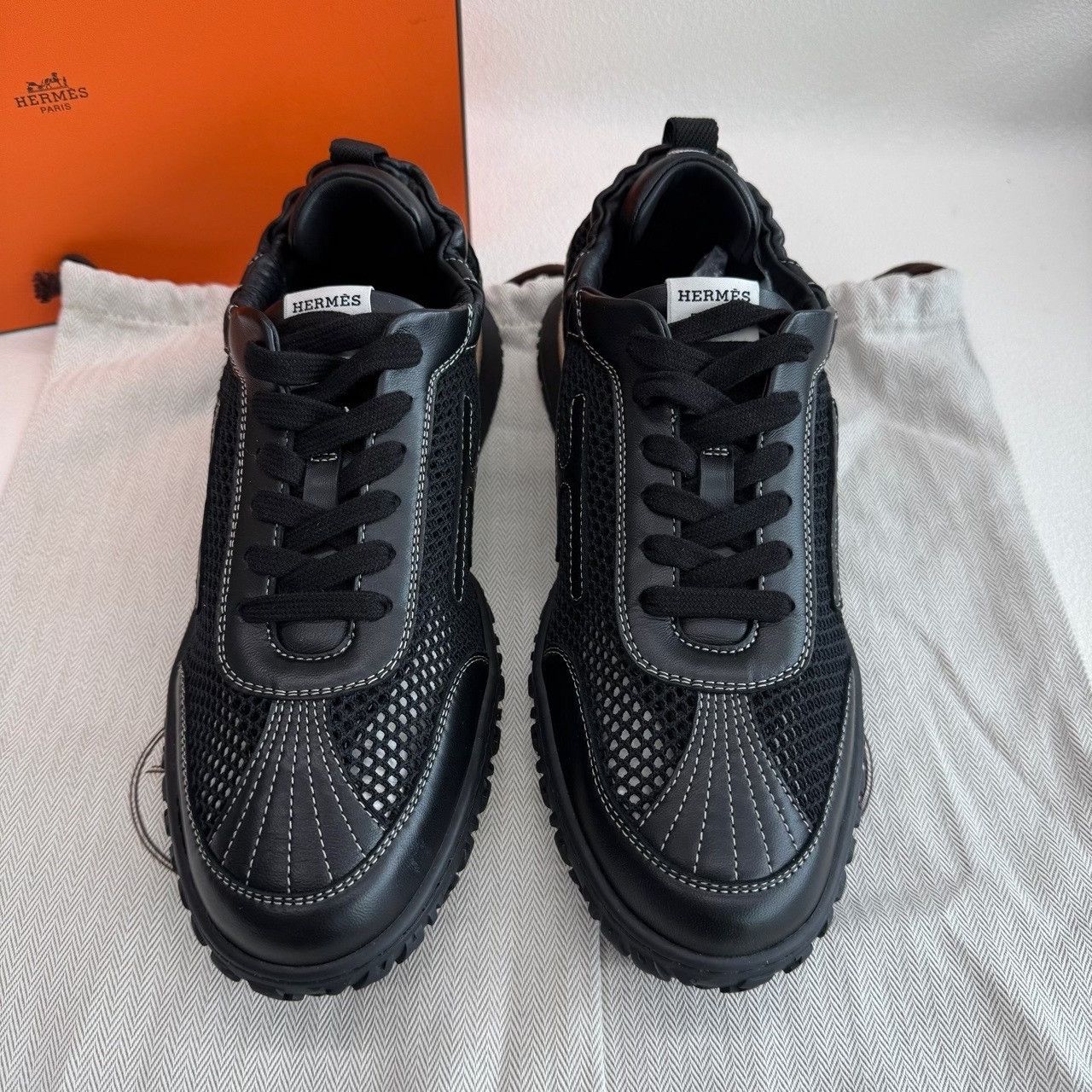 Hermes Hermes Jet Crochet Mesh Low-Top Sneakers Size 41 Size US 8 / EU 41 - 4 Thumbnail