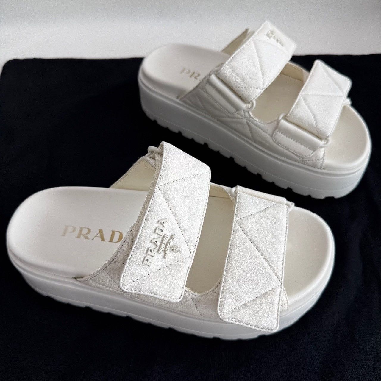 Prada Prada Leather Platform Sandals Size 35 Size US 5 / IT 35 - 4 Thumbnail