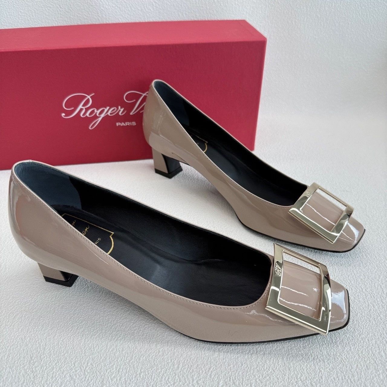 Roger Vivier Roger Vivier Patent Leather Pumps Size 37 Size US 7 / IT 37 - 5 Thumbnail