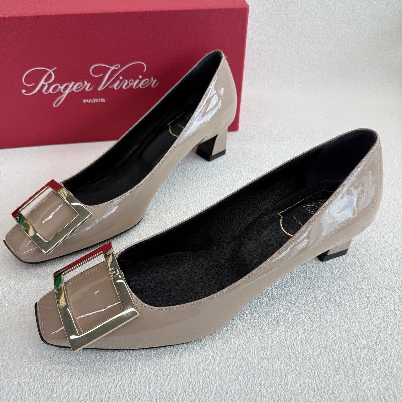 Roger Vivier Roger Vivier Patent Leather Pumps Size 37 Size US 7 / IT 37 - 3 Thumbnail