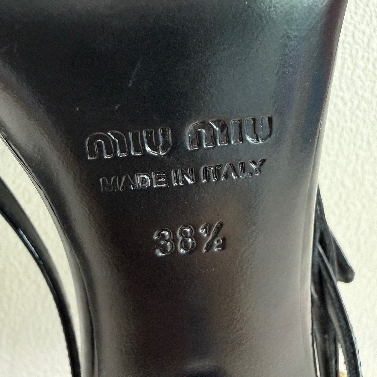 Miu Miu Miu Miu Patent Leather Slingback Heels Size 38.5 Size US 8.5 / IT 38.5 - 9 Thumbnail