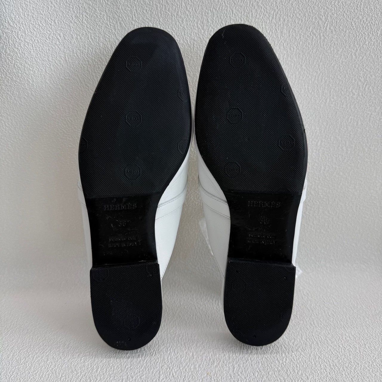 Hermes Hermes White Kelly Leather Mule Slides Size 36 Size US 6 / IT 36 - 8 Thumbnail