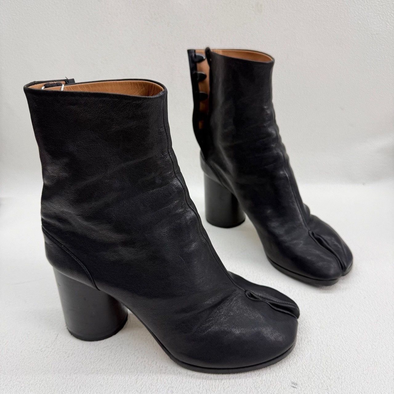 Maison Margiela Maison Margiela Black Leather Tabi Boots Size 37 Size US 7 / IT 37 - 4 Thumbnail