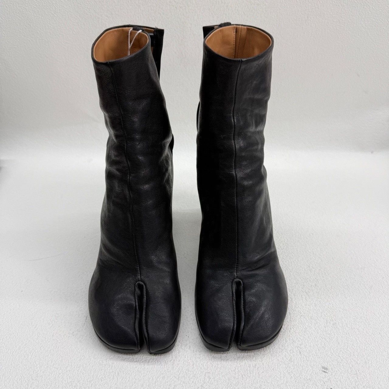 Maison Margiela Maison Margiela Black Leather Tabi Boots Size 37 Size US 7 / IT 37 - 3 Thumbnail
