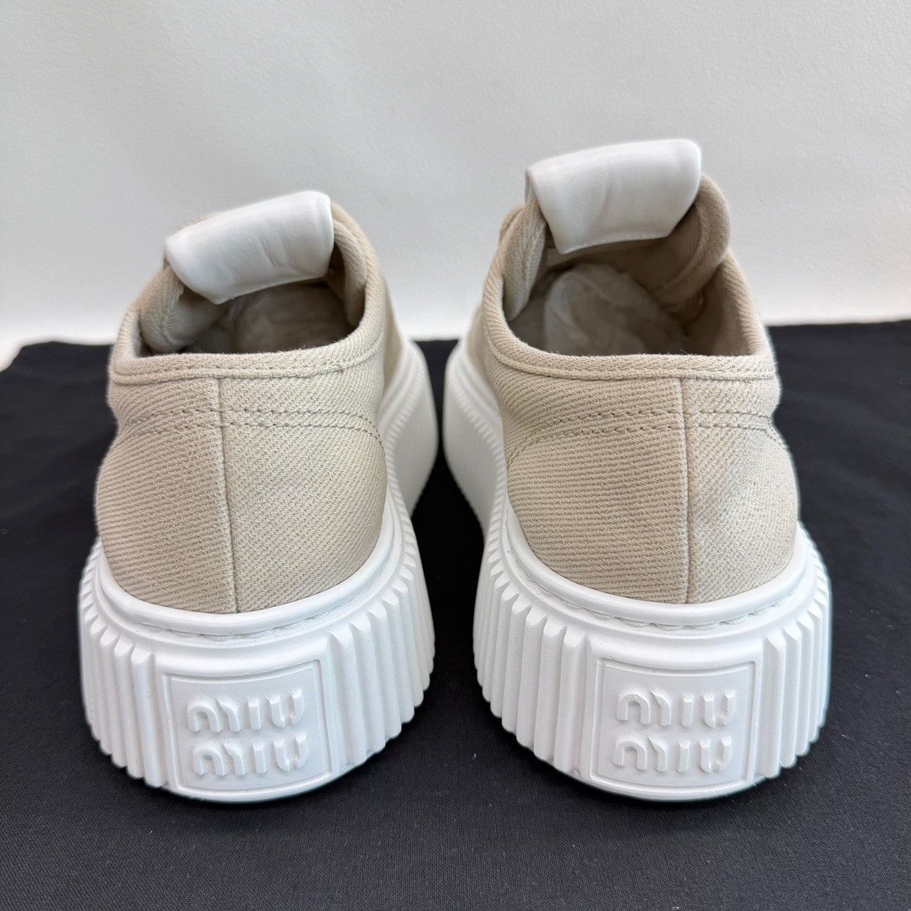 Miu Miu Miu Miu Canvas Platform Sneakers Size 35 Size US 5 / IT 35 - 6 Thumbnail