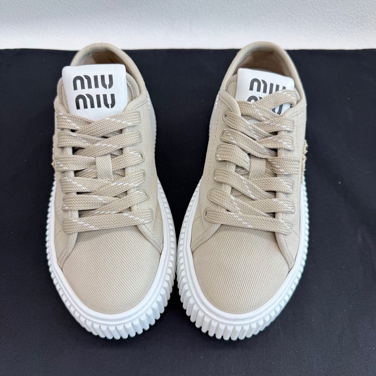 Miu Miu Miu Miu Canvas Platform Sneakers Size 35 Size US 5 / IT 35 - 10 Thumbnail