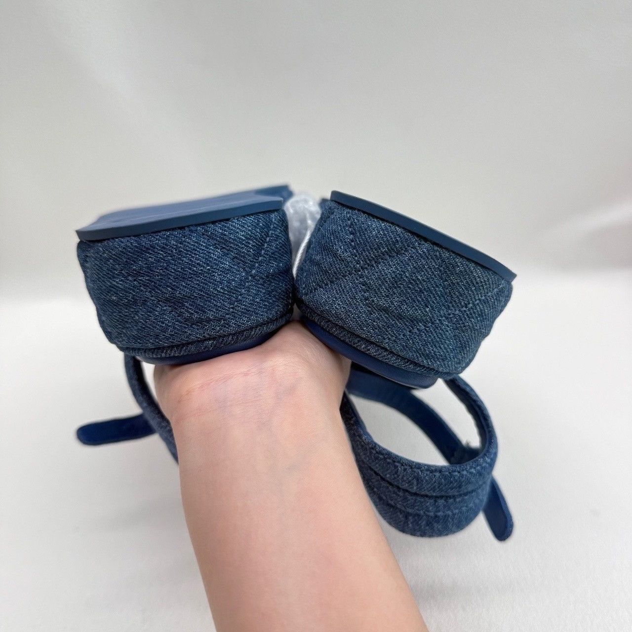 Chanel Chanel Denim Thong Sandals Size 36 Size US 6 / IT 36 - 7 Thumbnail