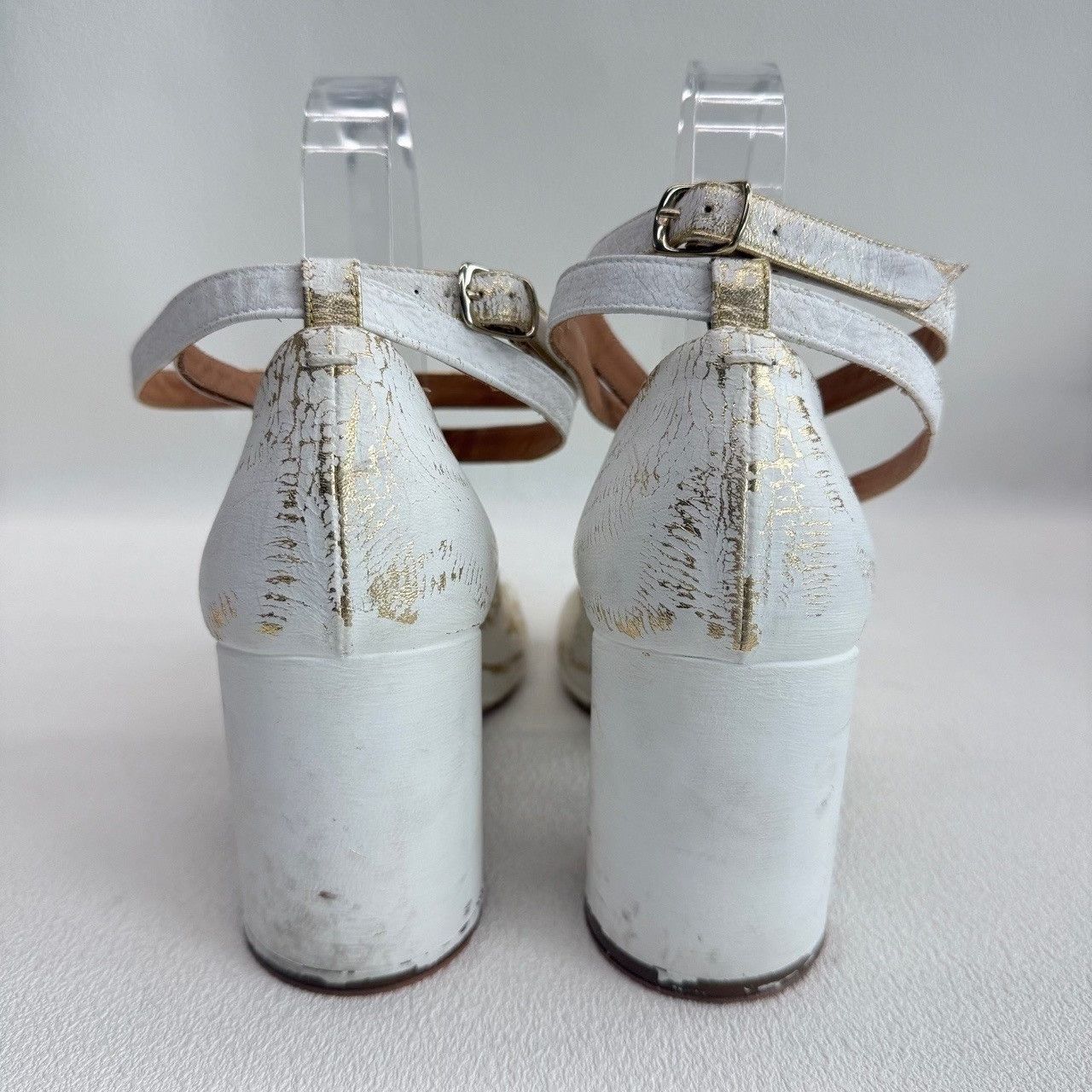 Maison Margiela Maison Margiela Crackle Gold Tabi Heels Size 36.5 Size US 6.5 / IT 36.5 - 6 Thumbnail