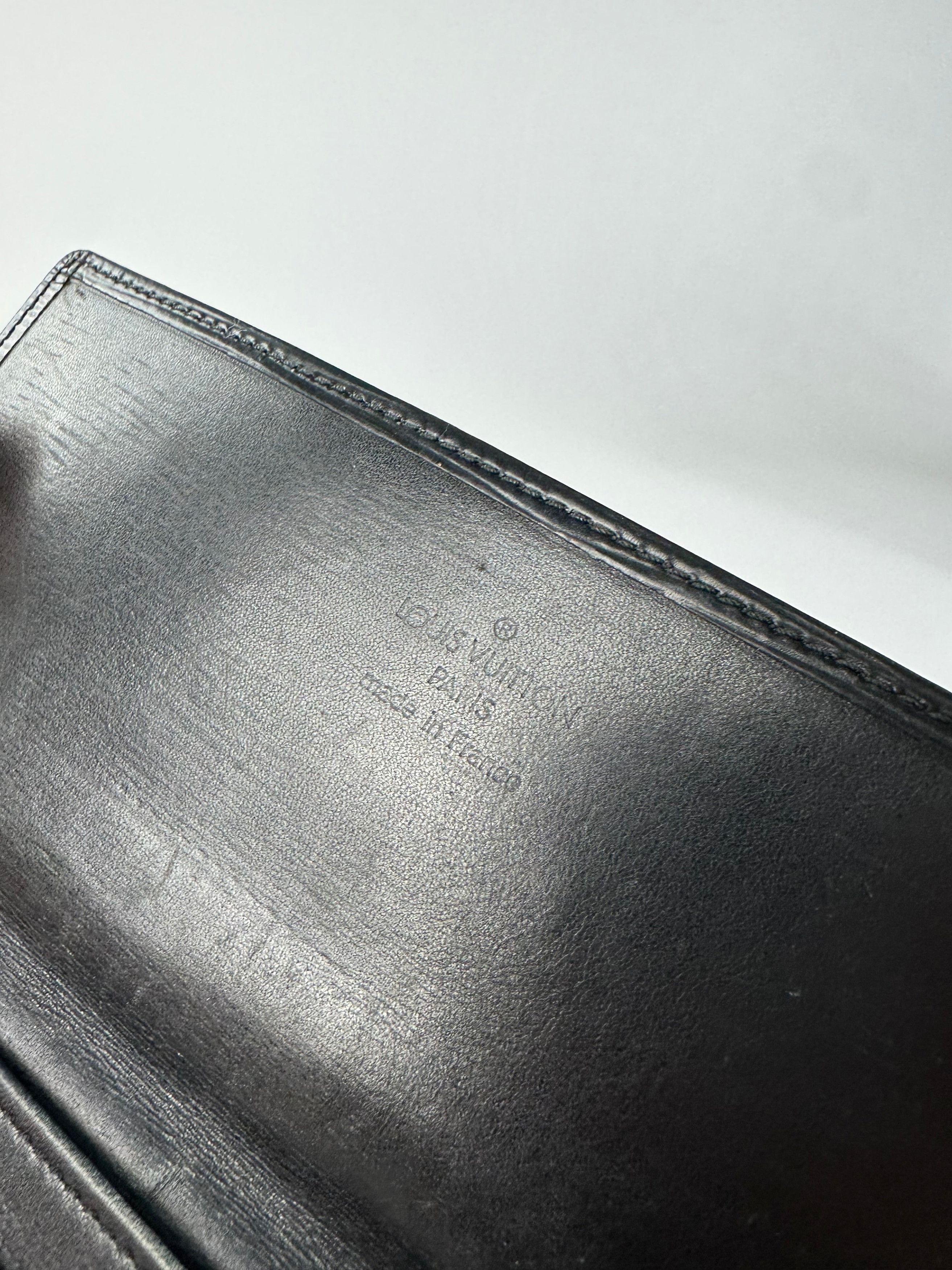 Louis Vuitton Vintage Epi Leather Wallet Y2K Black Silver Size ONE SIZE - 4 Thumbnail