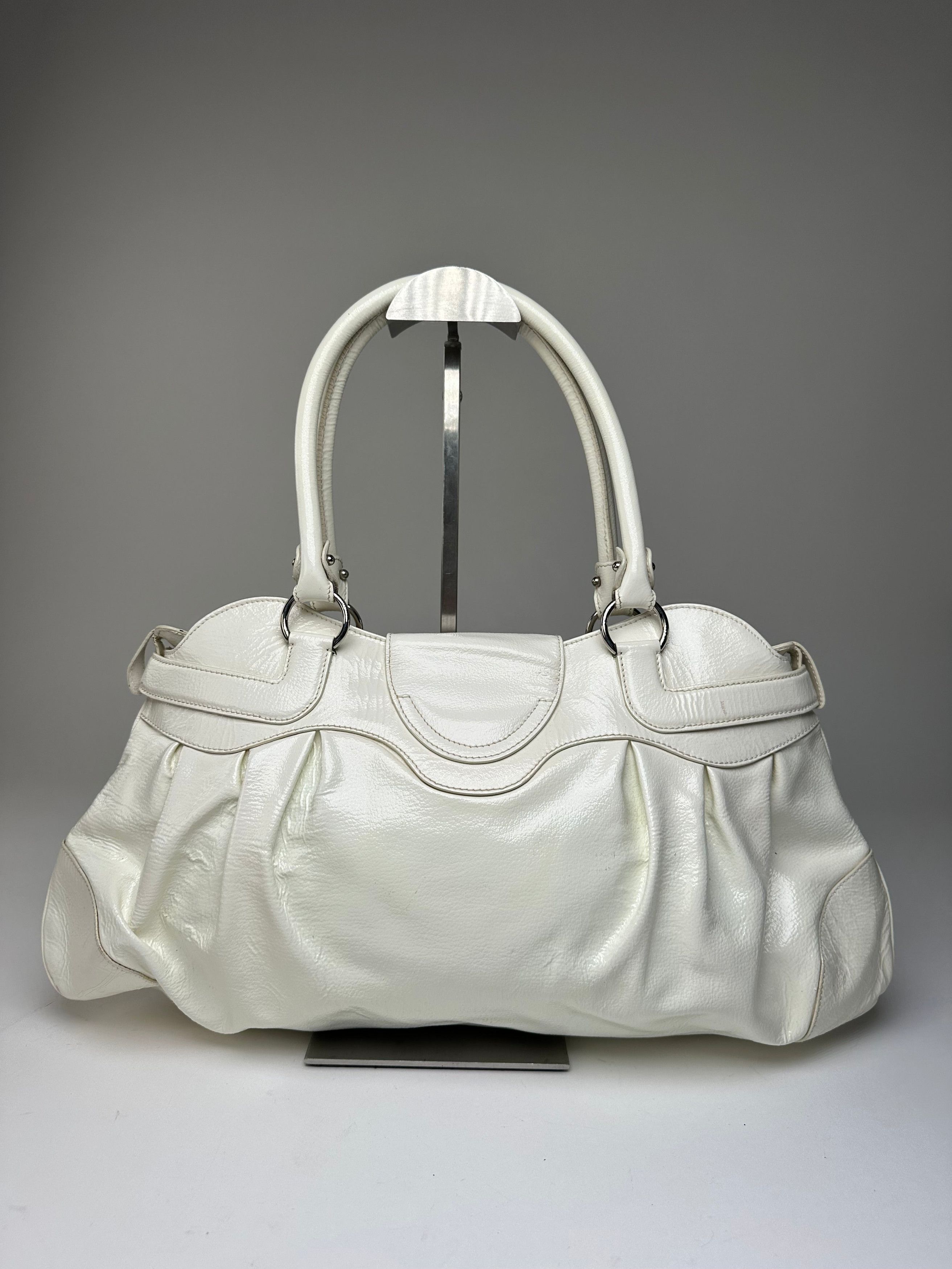 Salvatore Ferragamo Vintage Ferragamo Grained Leather Shoulder Bag White Silver Size ONE SIZE - 2 Thumbnail