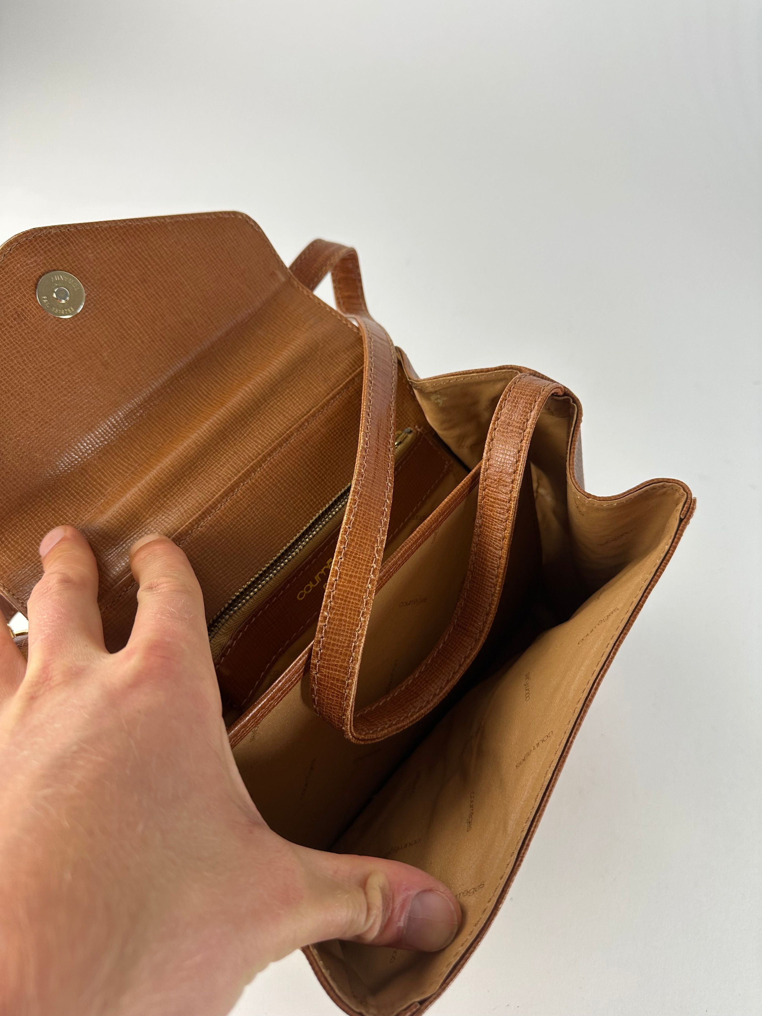 Courreges Vintage Textured Leather Shoulder Bag Tan Gold Y2K Size ONE SIZE - 3 Thumbnail