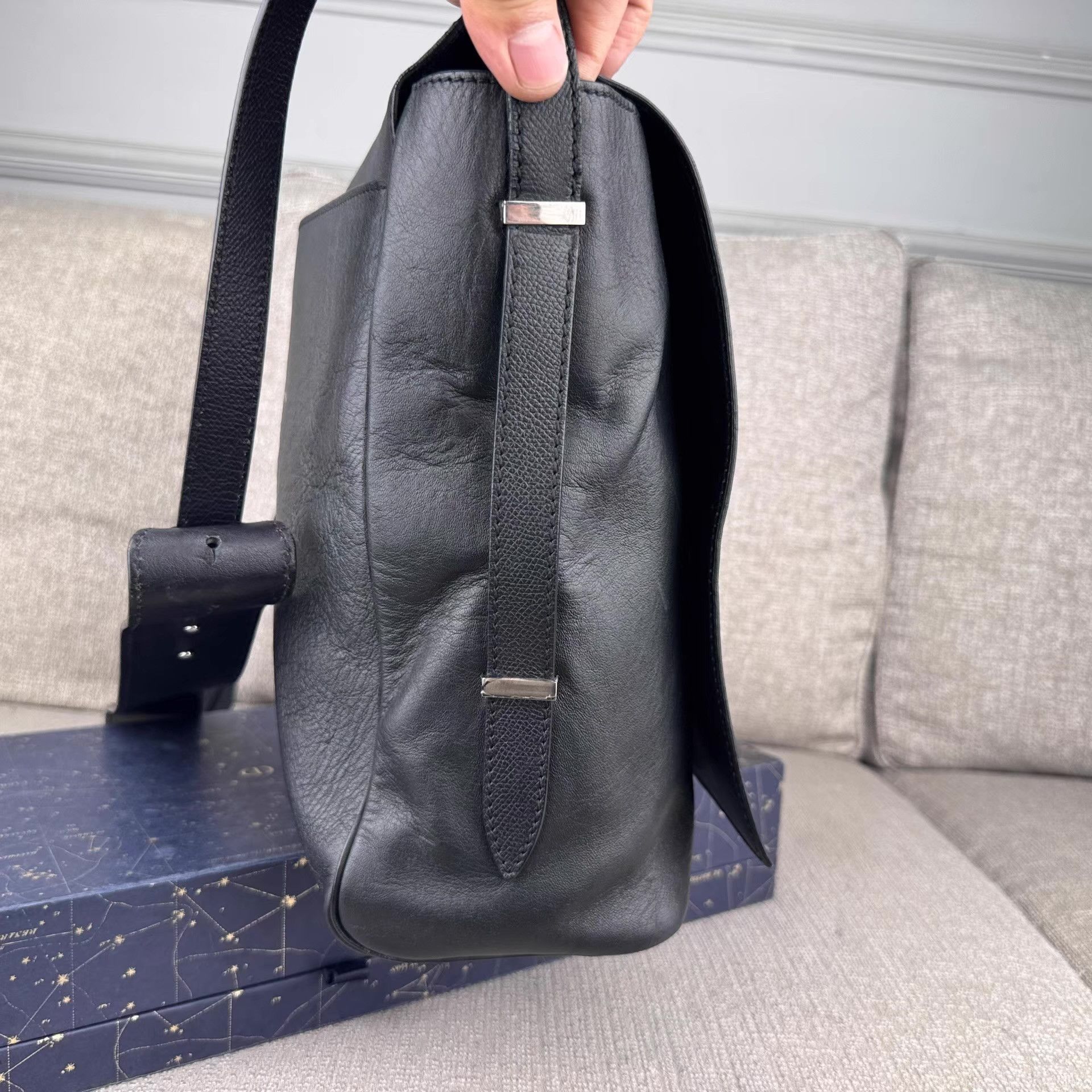 Balenciaga Genuine Leather Flap Messenger Crossbody Bag Size ONE SIZE - 3 Thumbnail