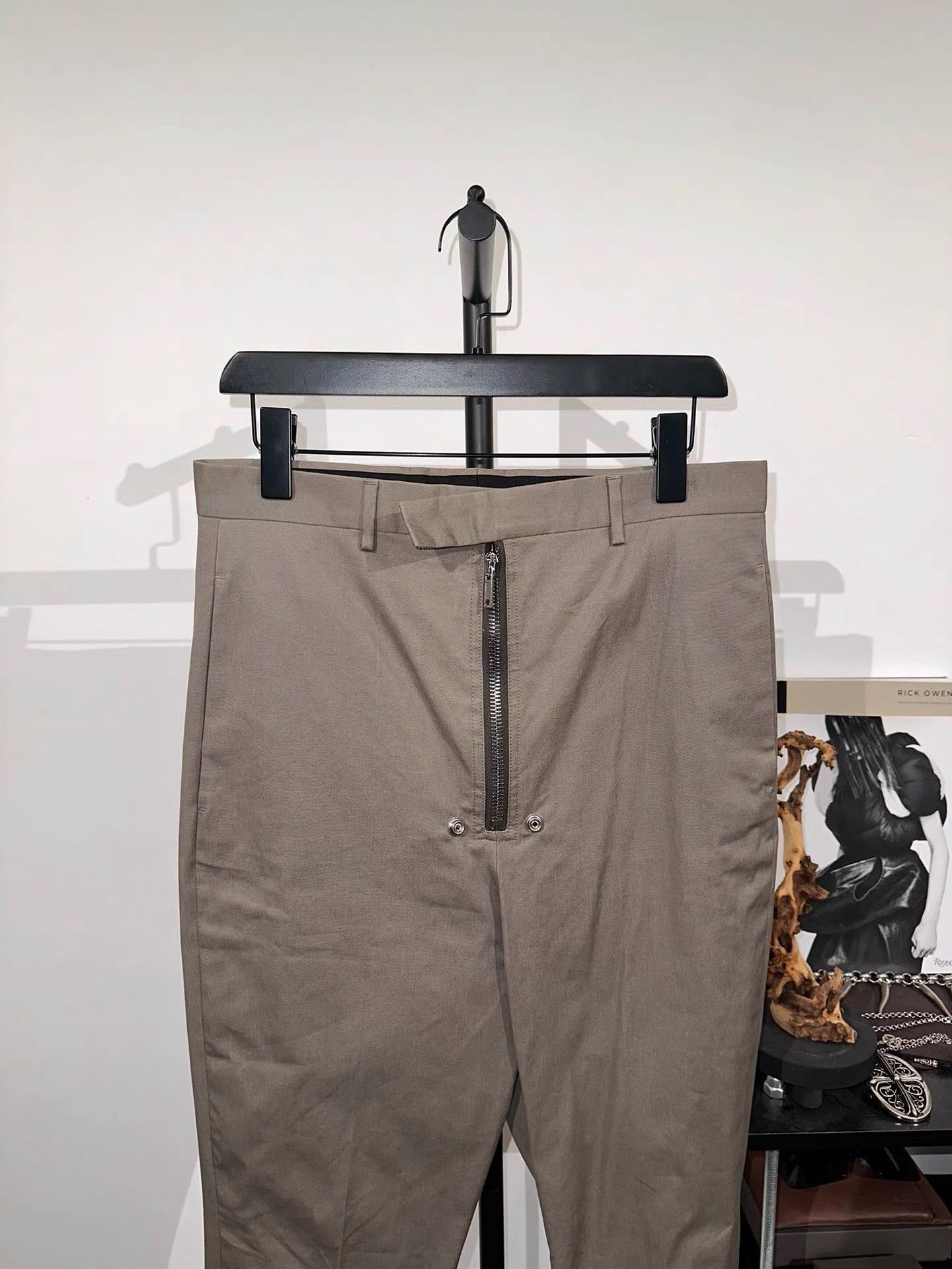 Rick Owens Beige Front Zipper Ankle-length Trousers Size US 30 / EU 46 - 3 Thumbnail
