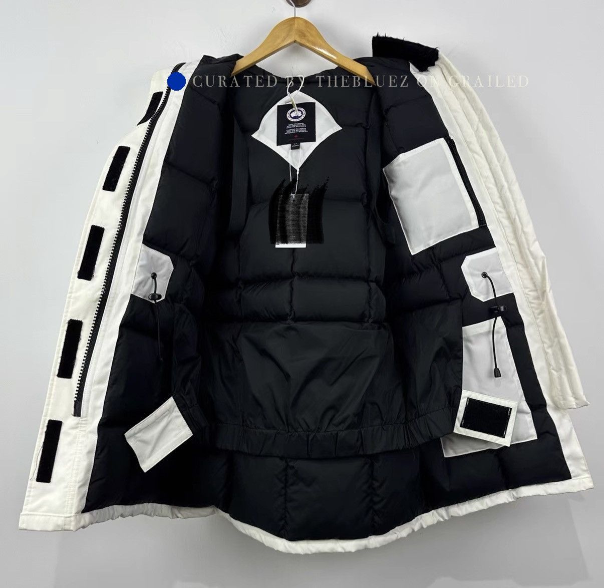 Canada Goose Expedition Hooded Down Jacket - White Size US S / EU 44-46 / 1 - 4 Thumbnail