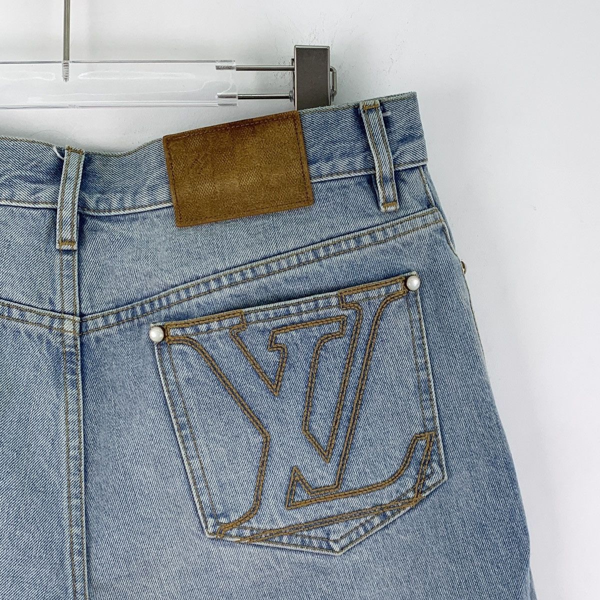 Louis Vuitton Blue Denim Shorts with Logo Patch Size US 32 / EU 48 - 3 Thumbnail