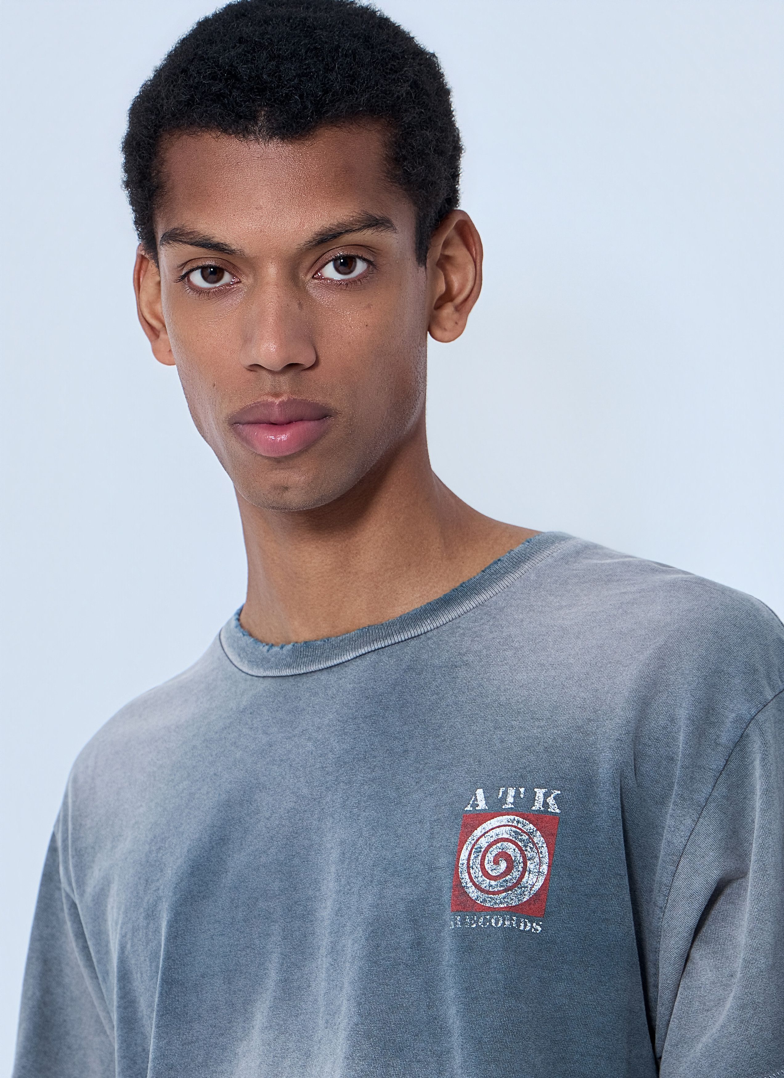 Gallery Dept. Crewneck Distressed T-Shirt Size US XL / EU 56 / 4 - 5 Thumbnail