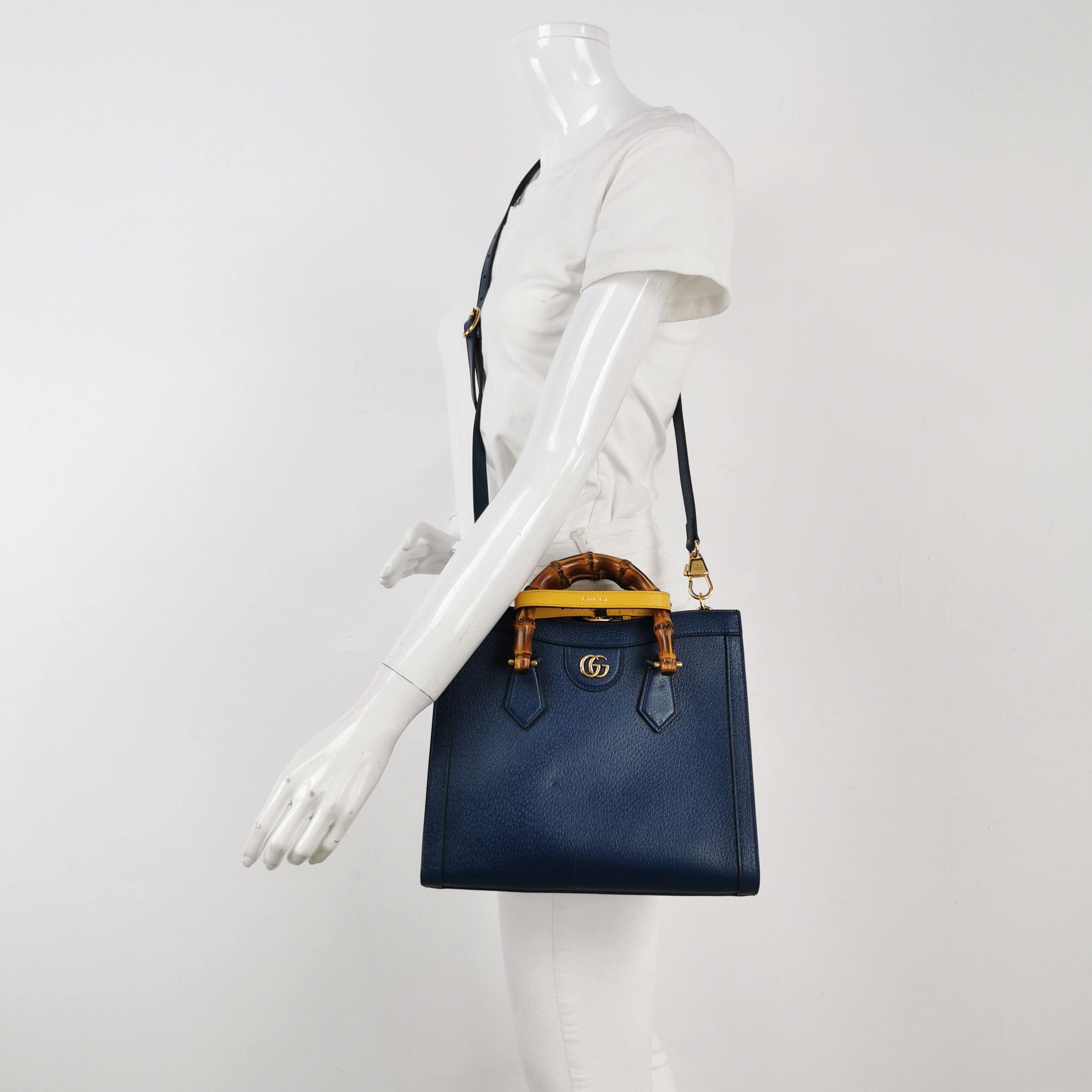 Gucci Gucci Women os Shoulder Bags Size ONE SIZE - 2 Thumbnail