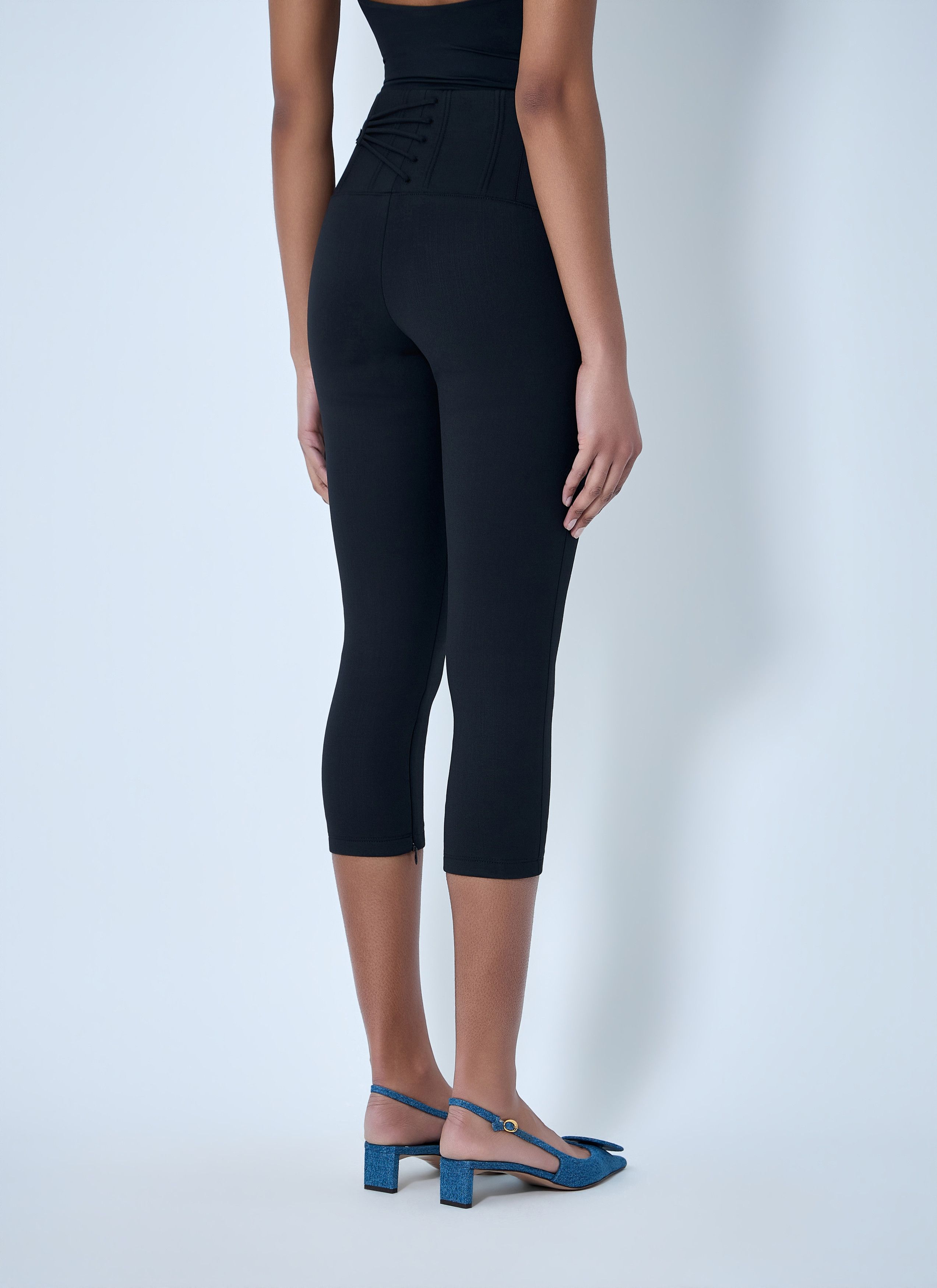 Jacquemus High-Waisted Buttoned Cycling Pants Size 30" / US 8 / IT 44 - 4 Thumbnail