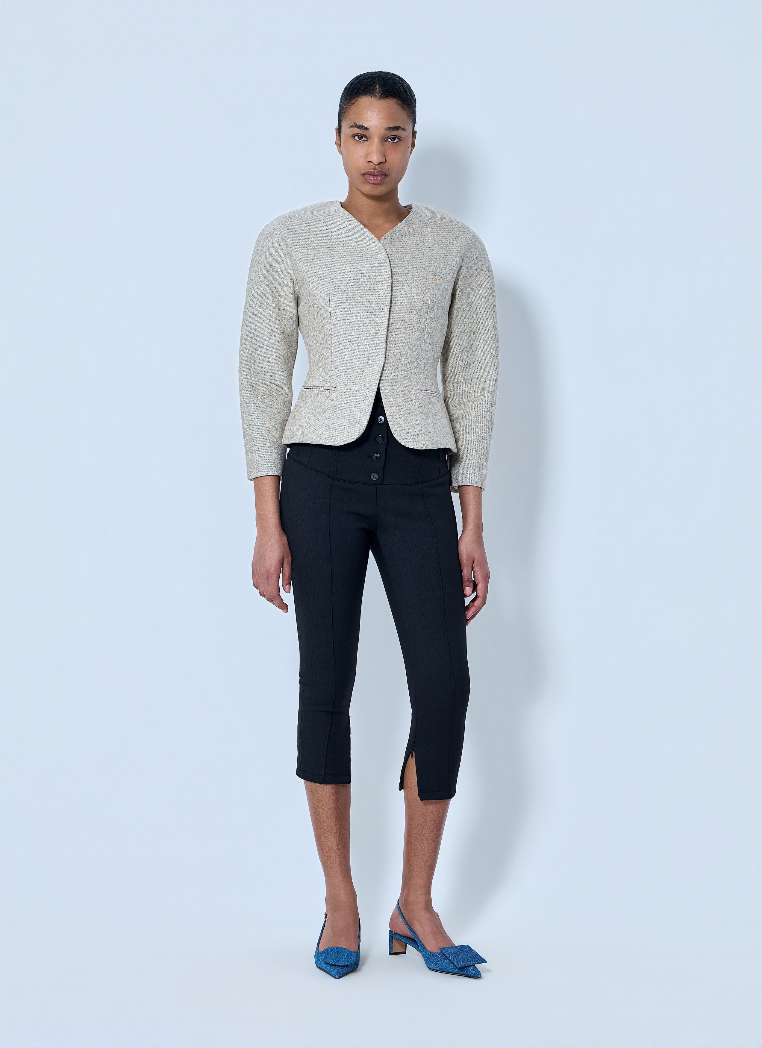 Jacquemus La Petite Veste Ovalo Jacket Size M / US 6-8 / IT 42-44 - 2 Thumbnail
