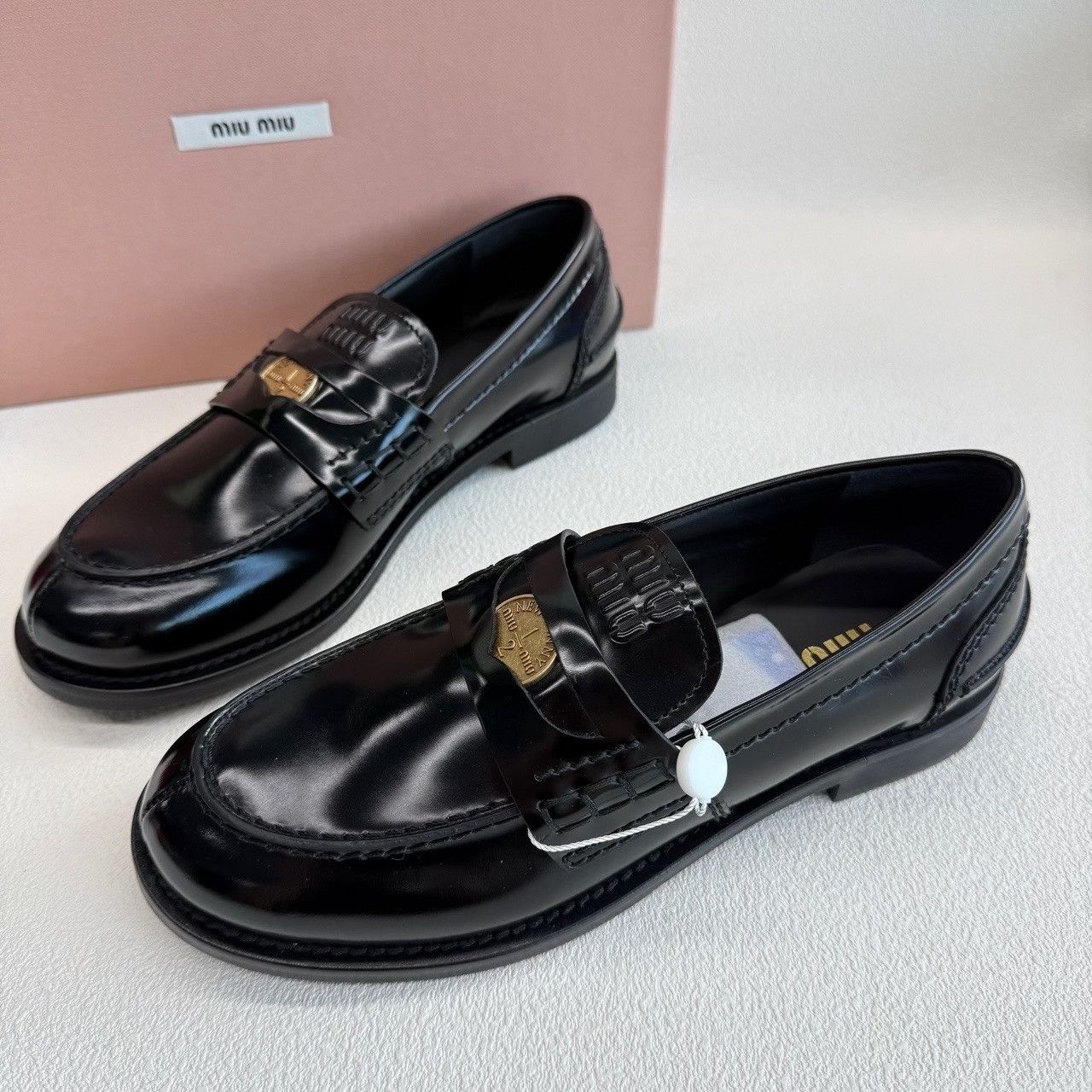 Miu Miu Miu Miu Penny Coin Leather Loafers Size 36 Size US 6 / IT 36 - 3 Thumbnail