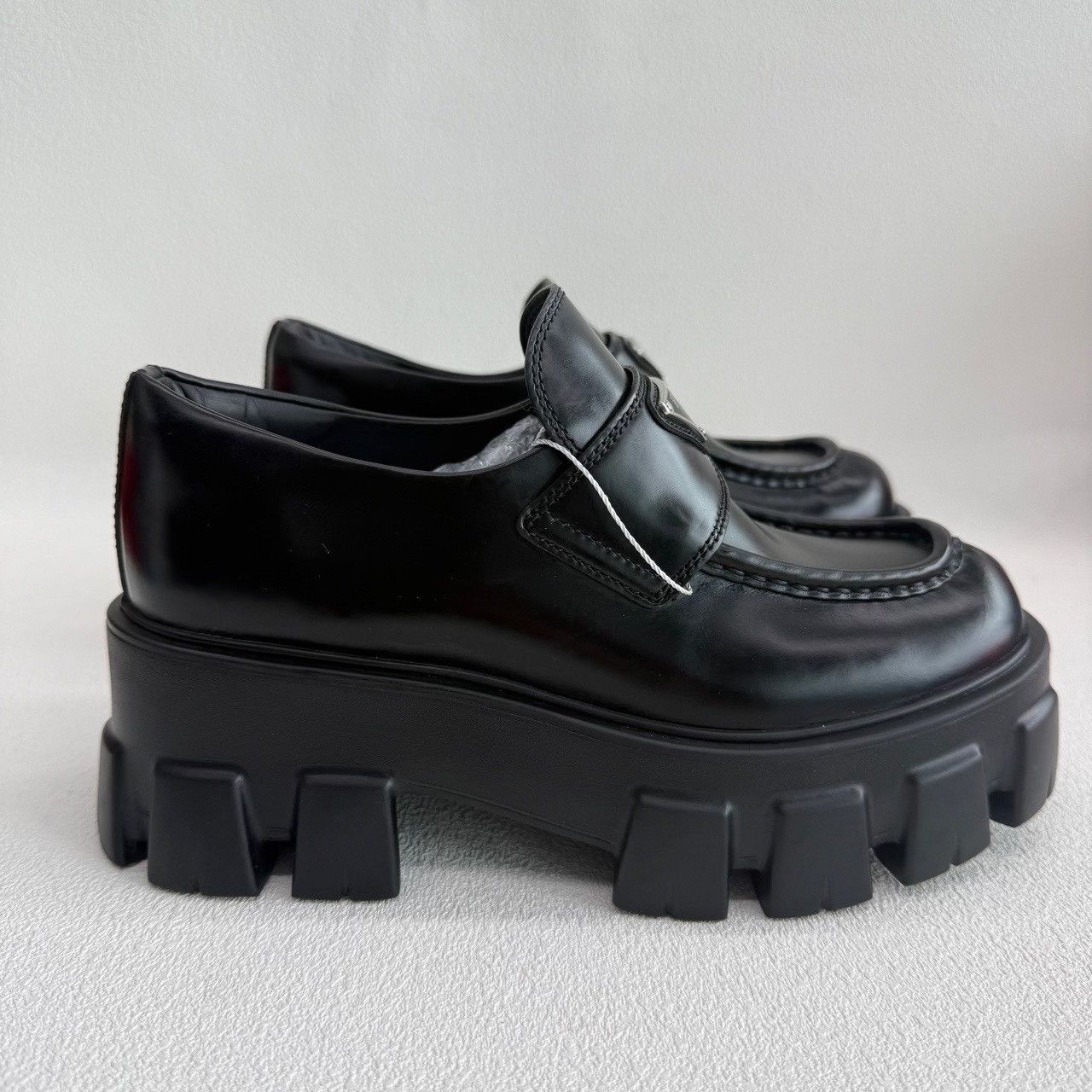 Prada Prada Monolith Leather Loafers Size 36 Size US 6 / IT 36 - 5 Thumbnail