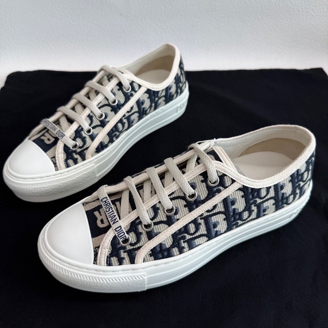 Dior Dior Walk'n'Dior Oblique Low-Top Sneakers Size 36.5 Size US 6.5 / IT 36.5 - 2 Thumbnail