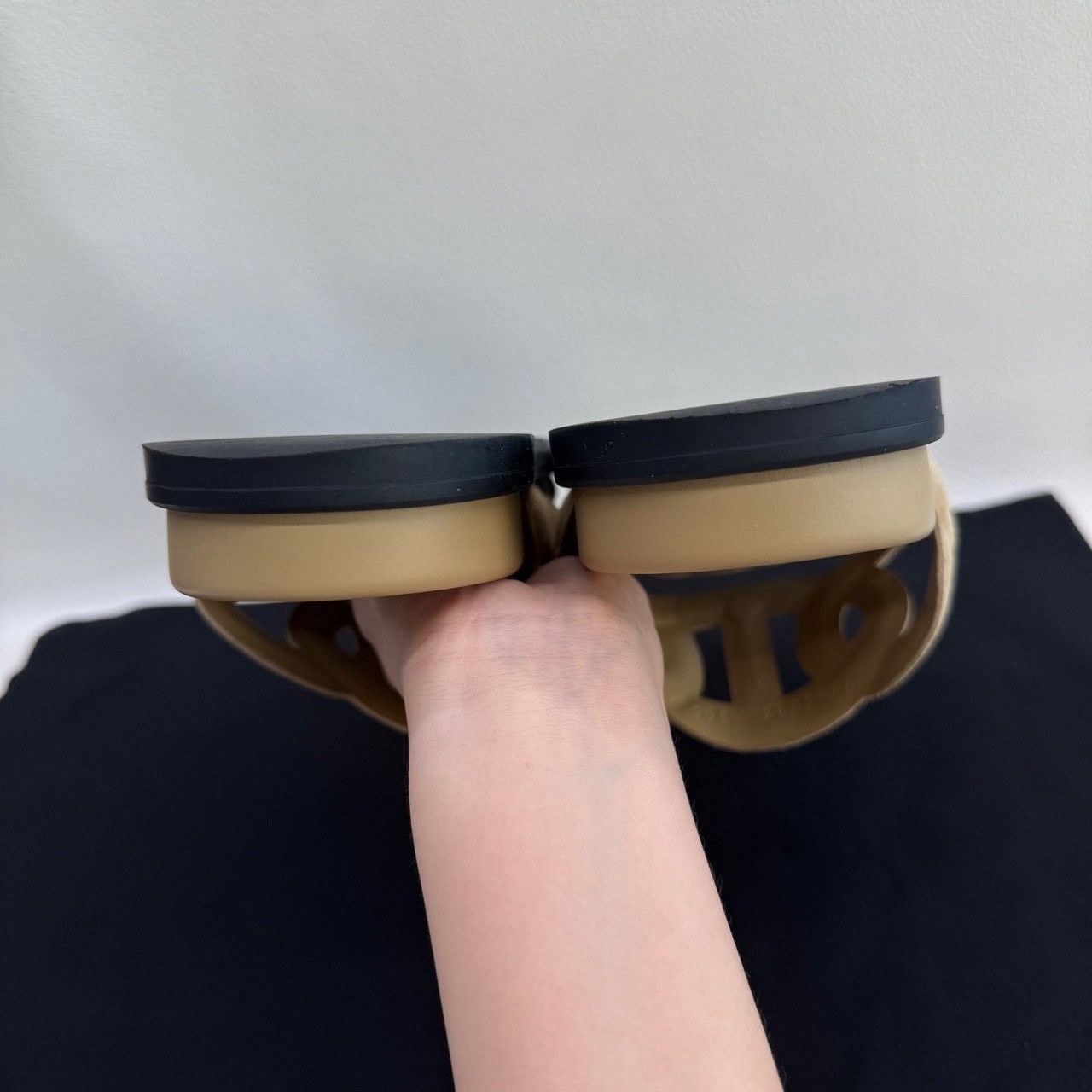 Hermes Hermès Suede Sandals Size 36.5 Size US 6.5 / IT 36.5 - 7 Thumbnail