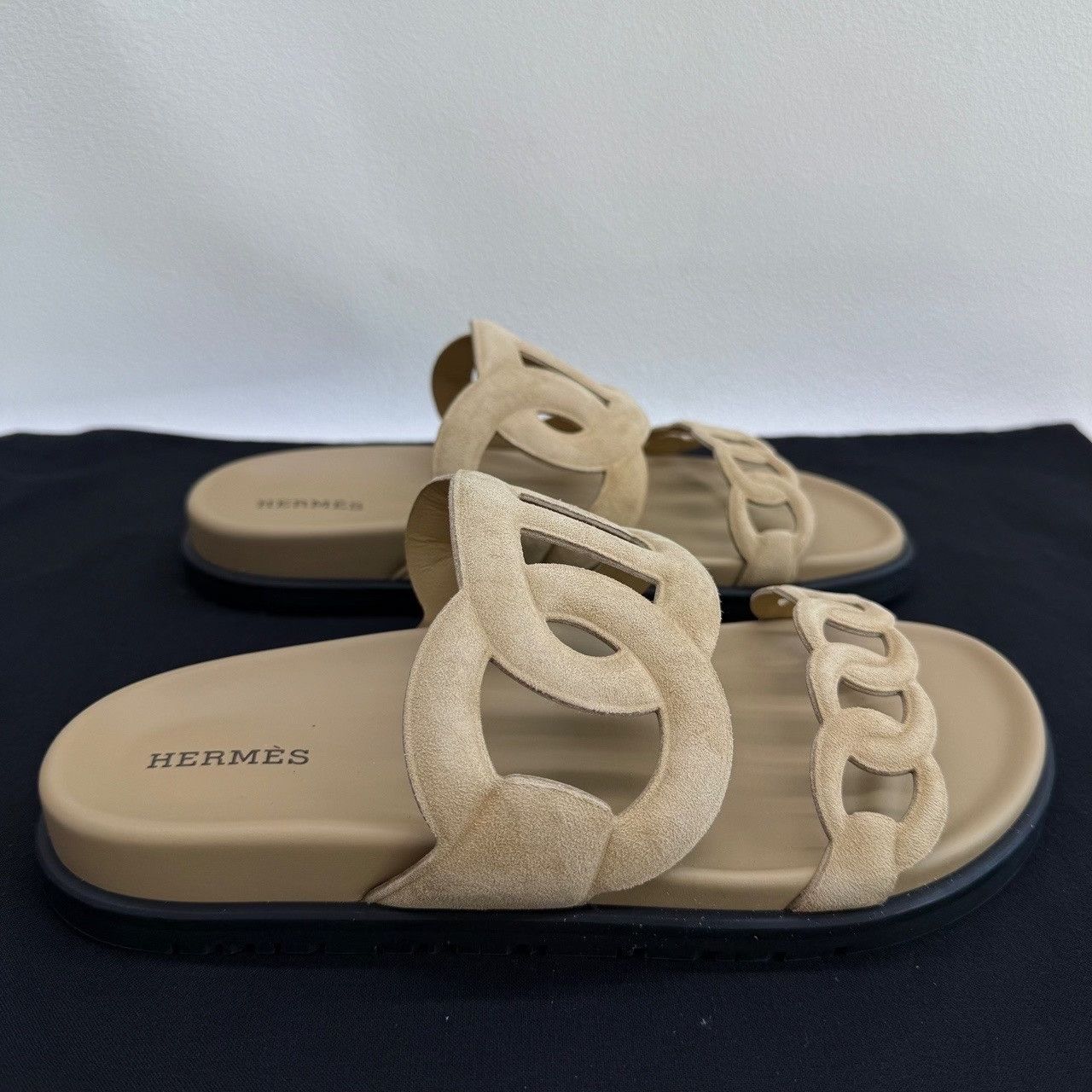 Hermes Hermès Suede Sandals Size 36.5 Size US 6.5 / IT 36.5 - 5 Thumbnail