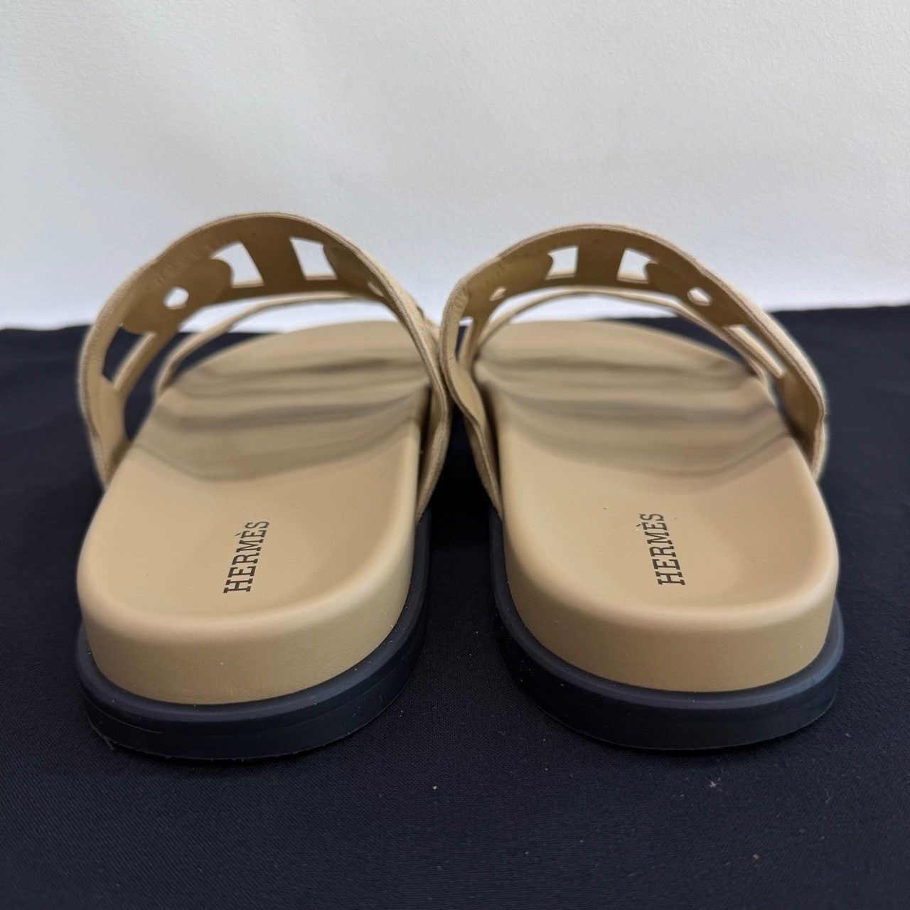 Hermes Hermès Suede Sandals Size 36.5 Size US 6.5 / IT 36.5 - 6 Thumbnail