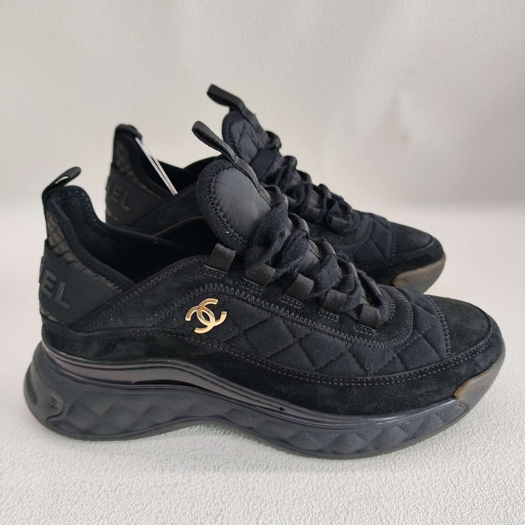 Chanel Chanel Quilted Suede Low-Top Sneakers Size 36 Size US 6 / IT 36 - 5 Thumbnail