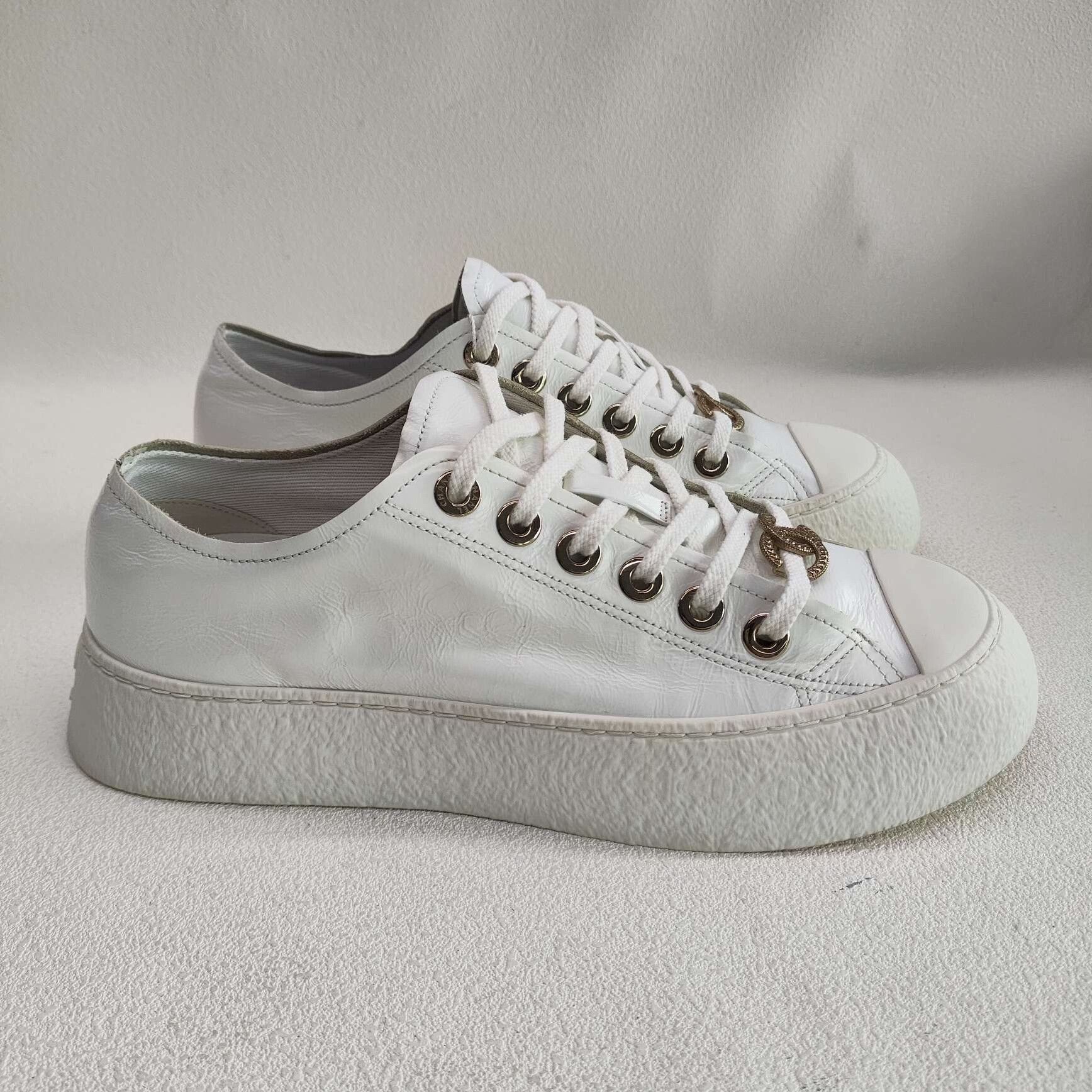 Chanel Chanel Platform CC Logo Low-Top Sneakers Size 39 Size US 8 / IT 38 - 5 Thumbnail