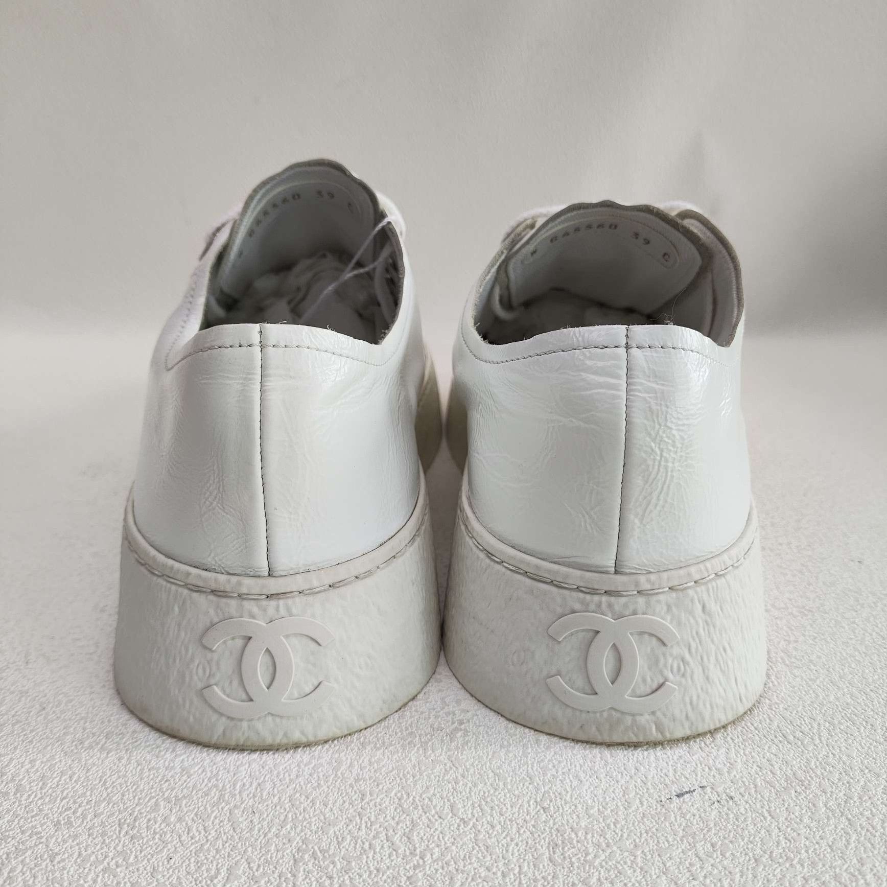 Chanel Chanel Platform CC Logo Low-Top Sneakers Size 39 Size US 8 / IT 38 - 6 Thumbnail