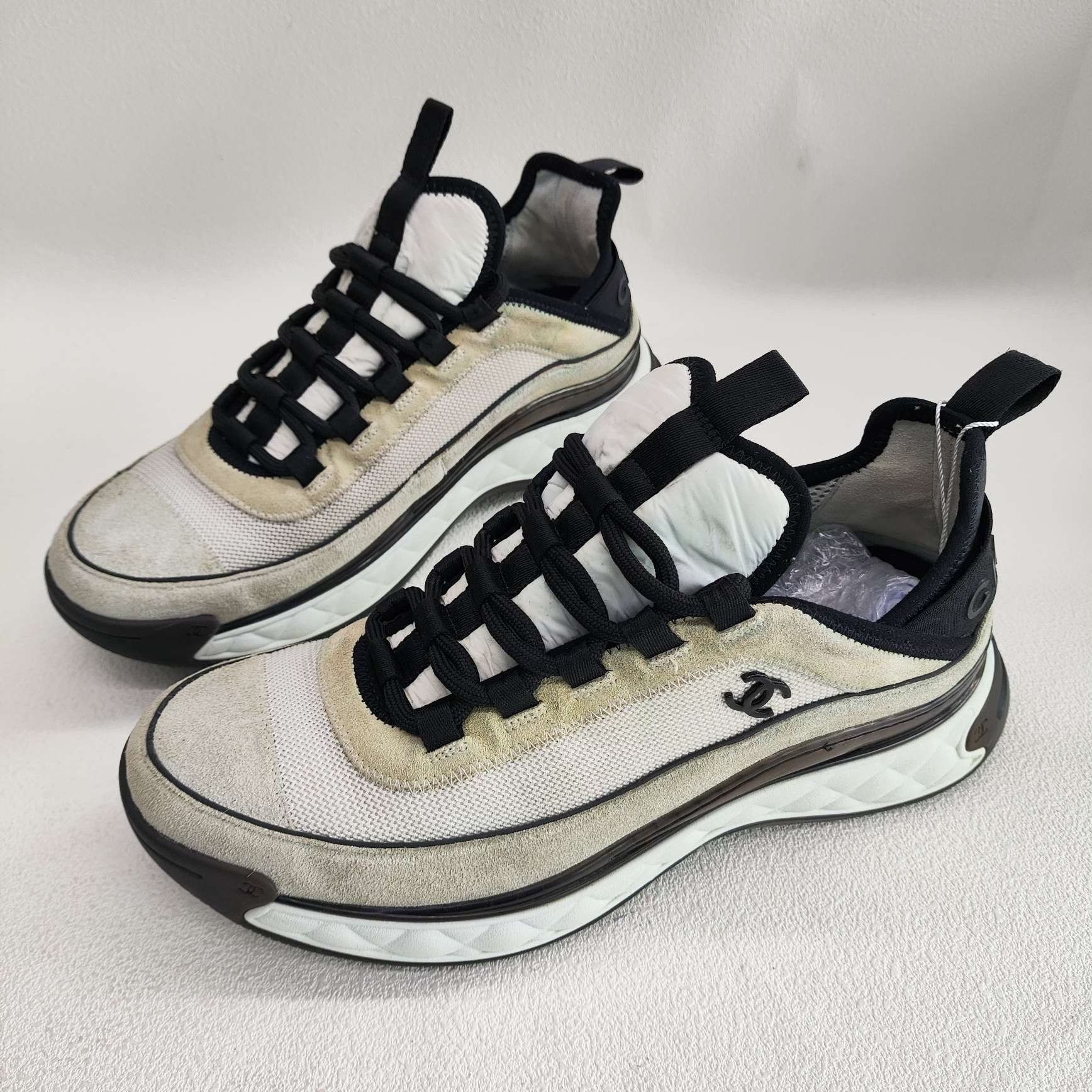 Chanel Chanel Logo Low-Top Sneakers Size 40 Size US 9 / IT 39 - 2 Thumbnail
