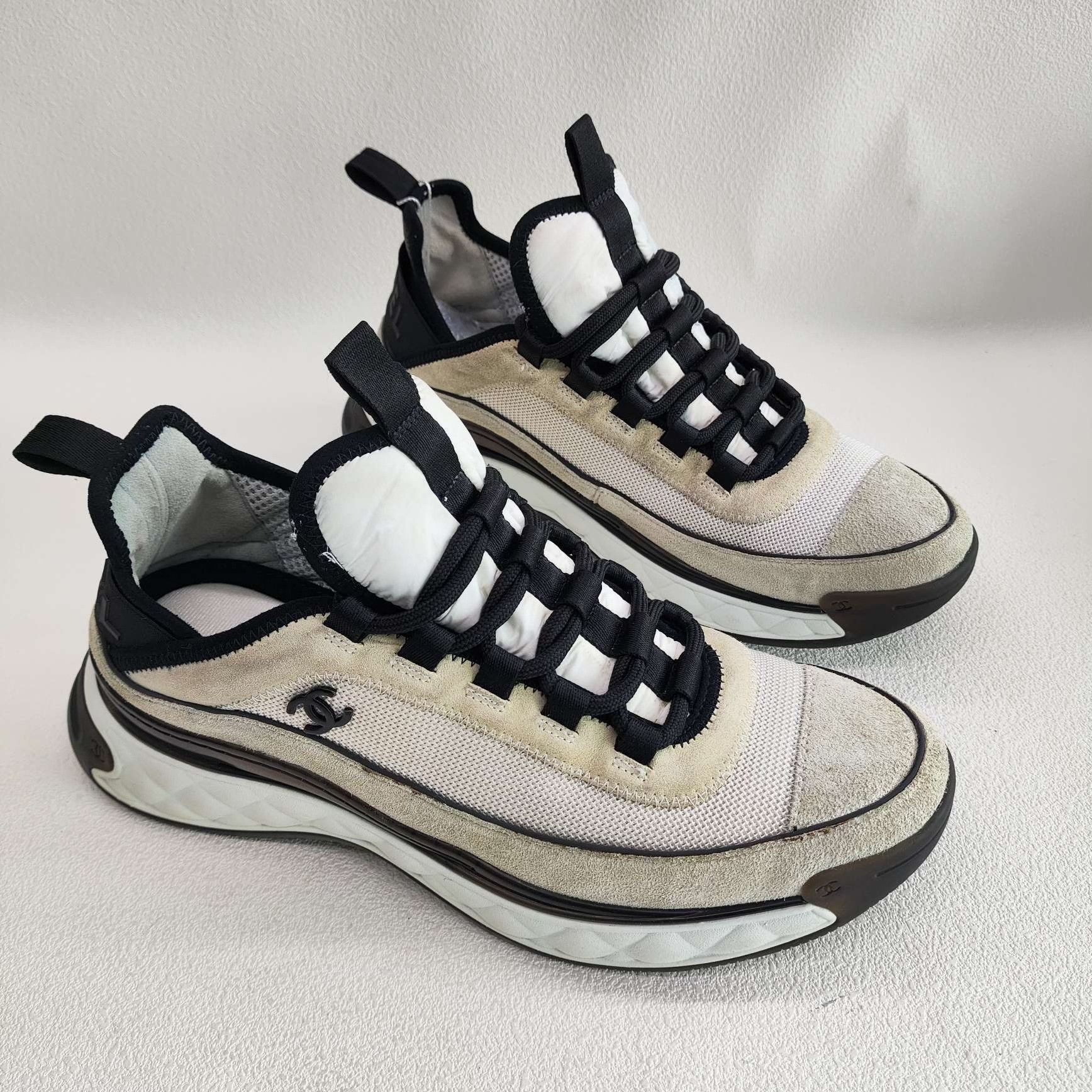 Chanel Chanel Logo Low-Top Sneakers Size 40 Size US 9 / IT 39 - 4 Thumbnail