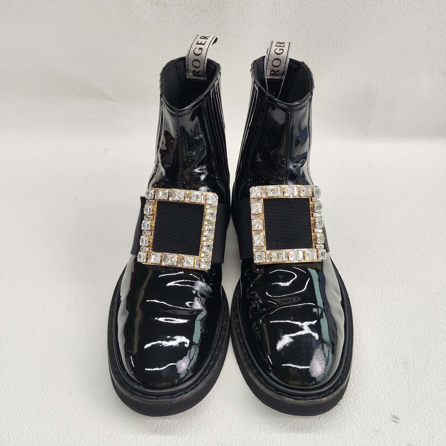 Roger Vivier Roger Vivier Crystal Buckle Chelsea Boots Size 39 Size US 9 / IT 39 - 3 Thumbnail