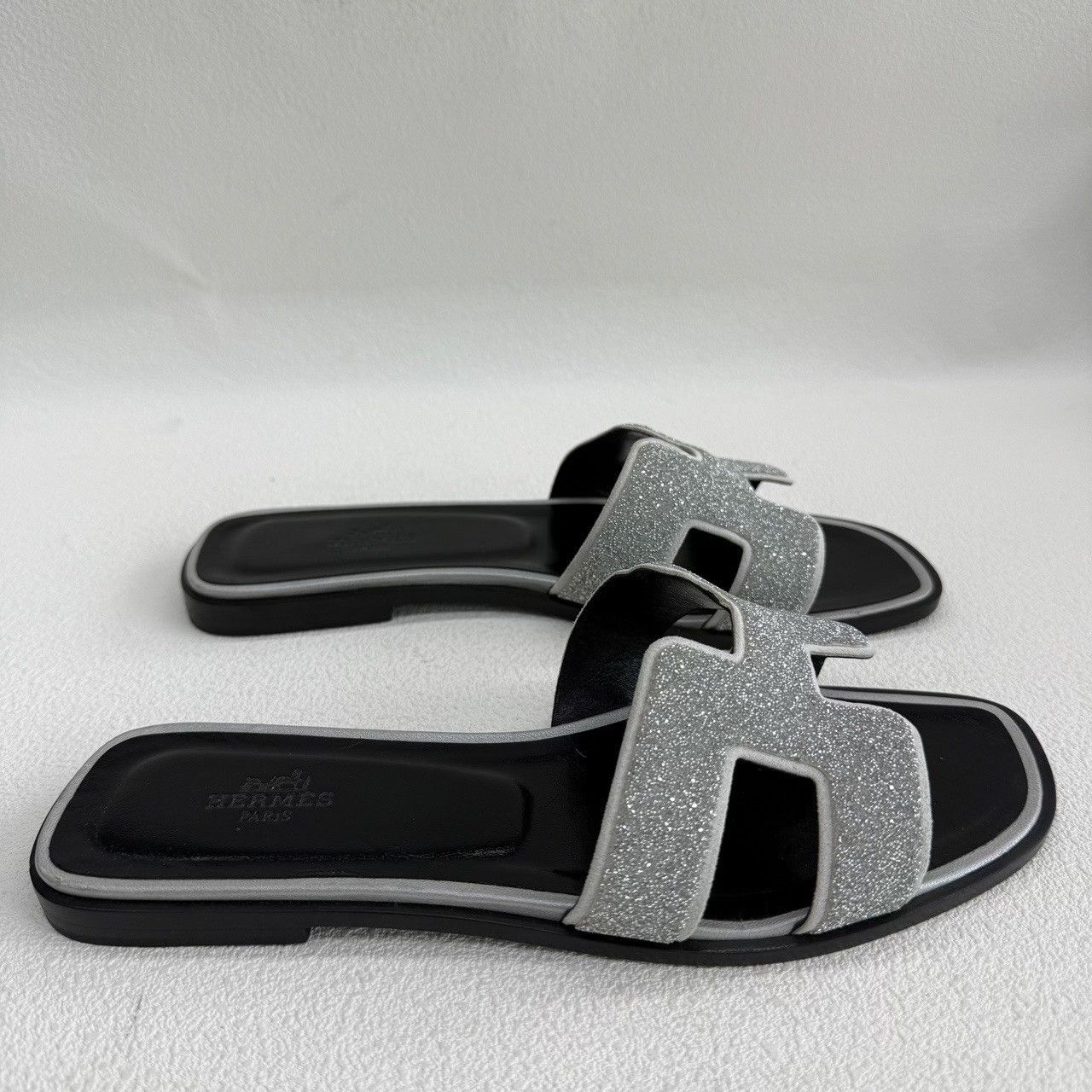 Hermes Hermes Glitter H Sandals Size 38 Size US 7 / IT 37 - 5 Thumbnail