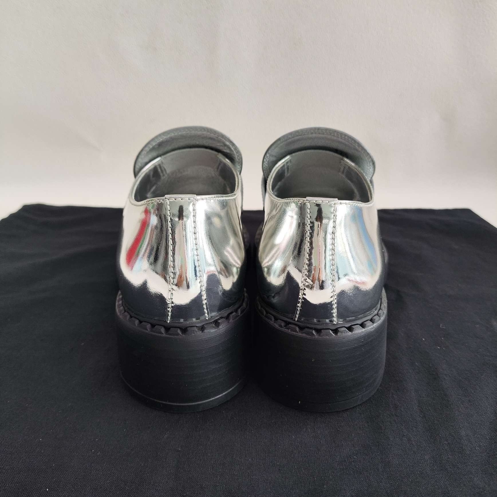 Prada Prada Triangle Logo Metallic Loafers Size 37.5 Size US 7.5 / IT 37.5 - 6 Thumbnail