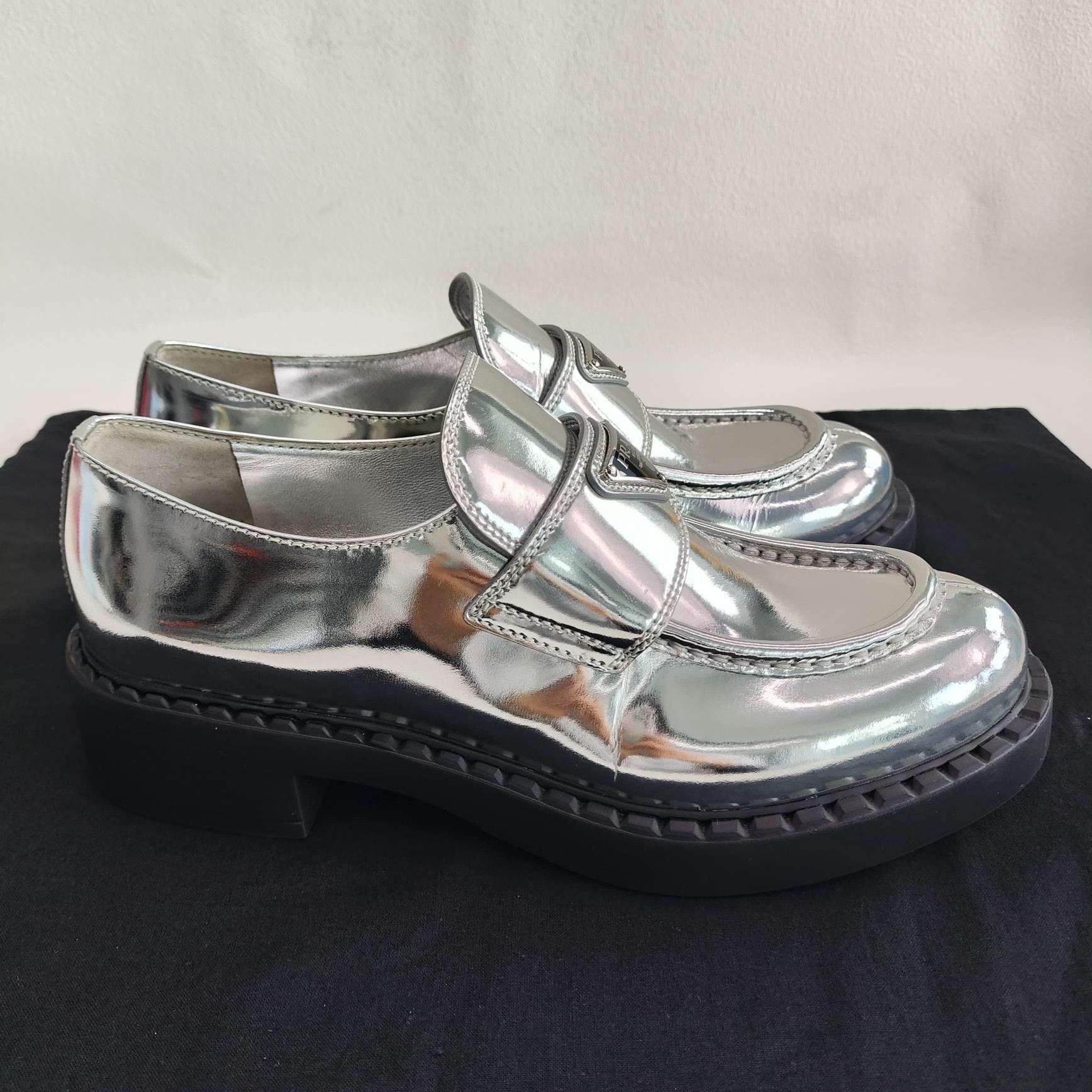 Prada Prada Triangle Logo Metallic Loafers Size 37.5 Size US 7.5 / IT 37.5 - 5 Thumbnail