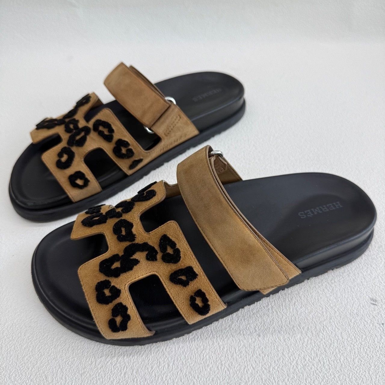 Hermes Hermès Leopard Chypre Suede Sandals Size 38 Size US 8 / IT 38 - 2 Thumbnail