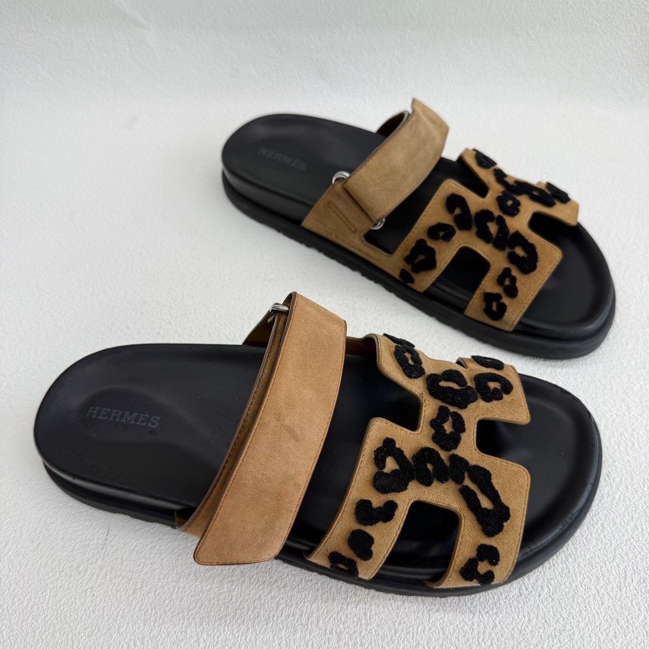 Hermes Hermès Leopard Chypre Suede Sandals Size 38 Size US 8 / IT 38 - 4 Thumbnail