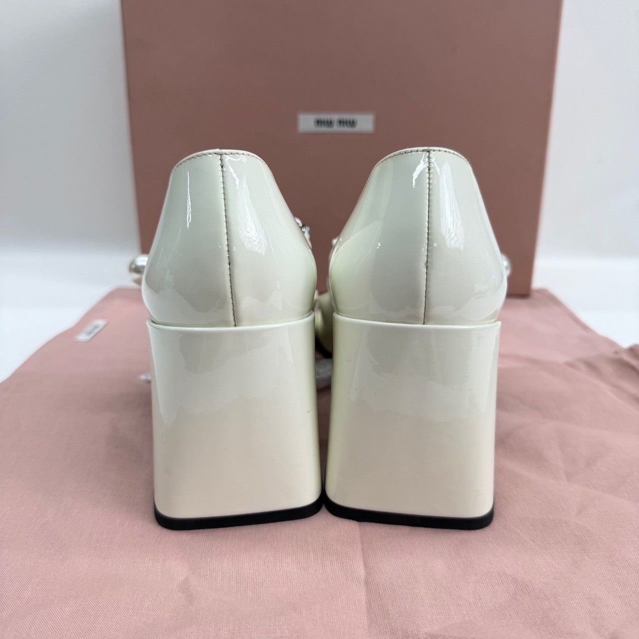 Miu Miu Miu Miu Patent Mary Jane Heels Size 38.5 Size US 8.5 / IT 38.5 - 6 Thumbnail