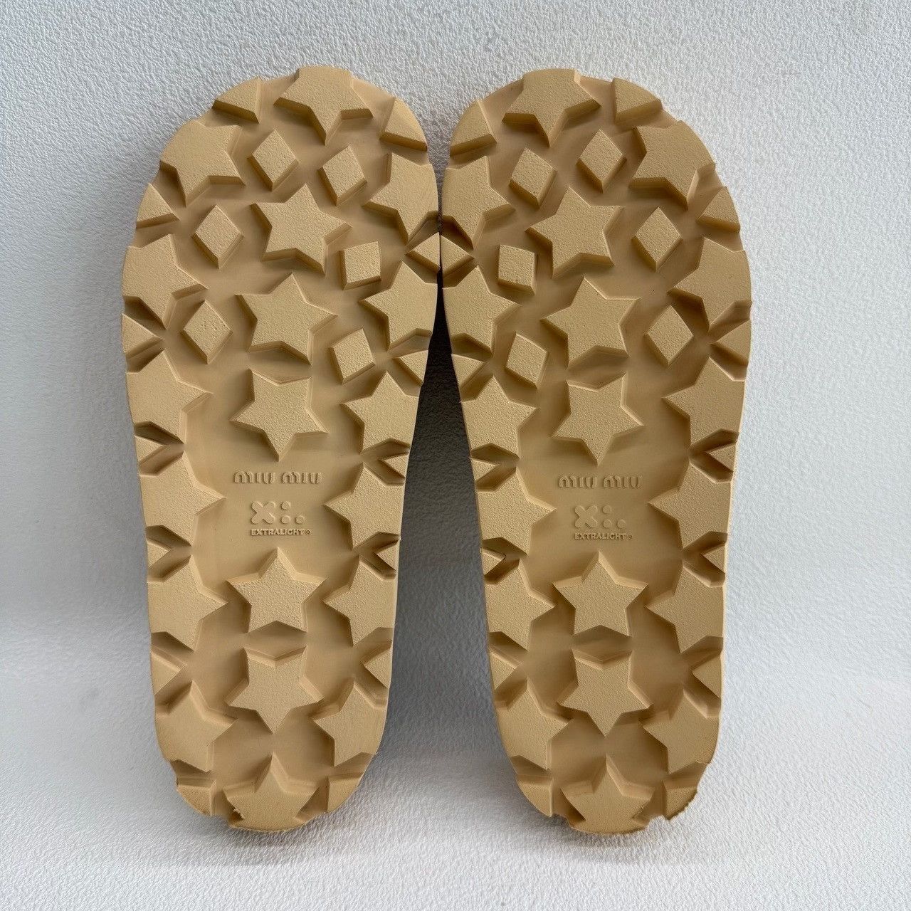 Miu Miu Miu Miu Suede Mules Size 36 Size US 6 / IT 36 - 9 Thumbnail