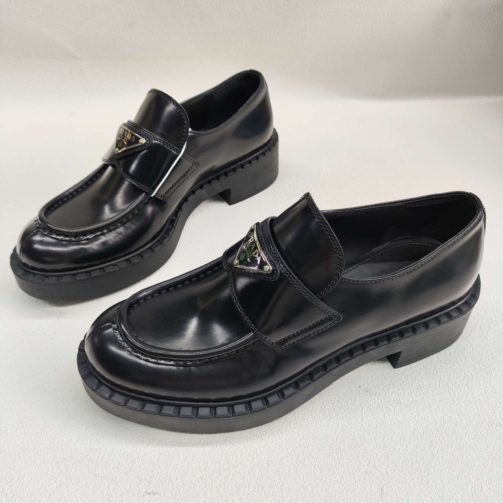 Prada Prada Logo Platform Loafers Size 36.5 Size US 6.5 / IT 36.5 - 2 Thumbnail