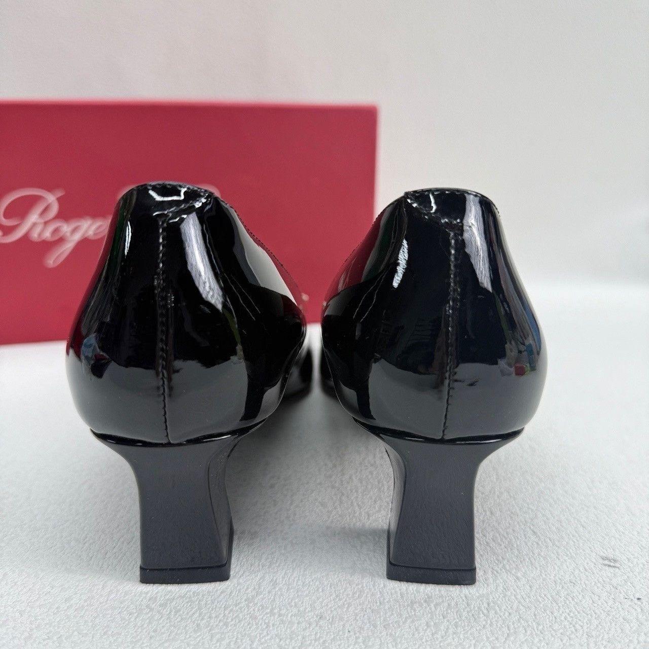 Roger Vivier Roger Vivier Trompette Patent Pumps Size 36.5 Size US 6.5 / IT 36.5 - 7 Thumbnail