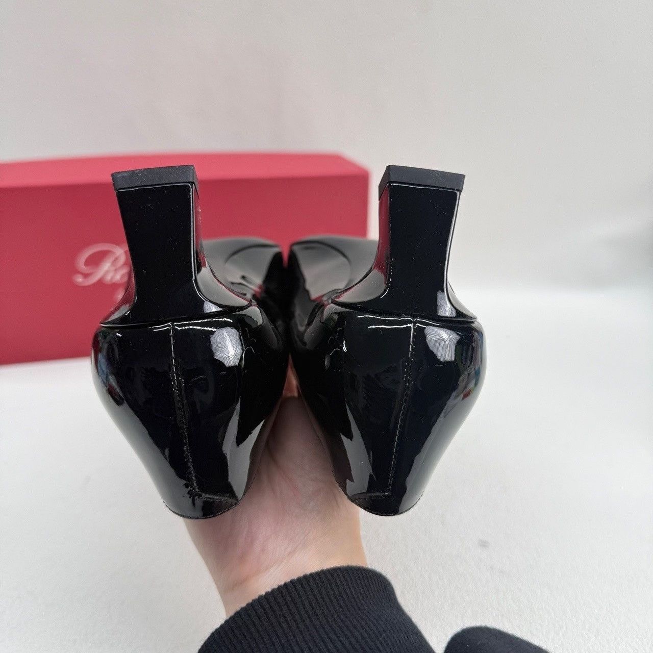Roger Vivier Roger Vivier Trompette Patent Pumps Size 36.5 Size US 6.5 / IT 36.5 - 8 Thumbnail