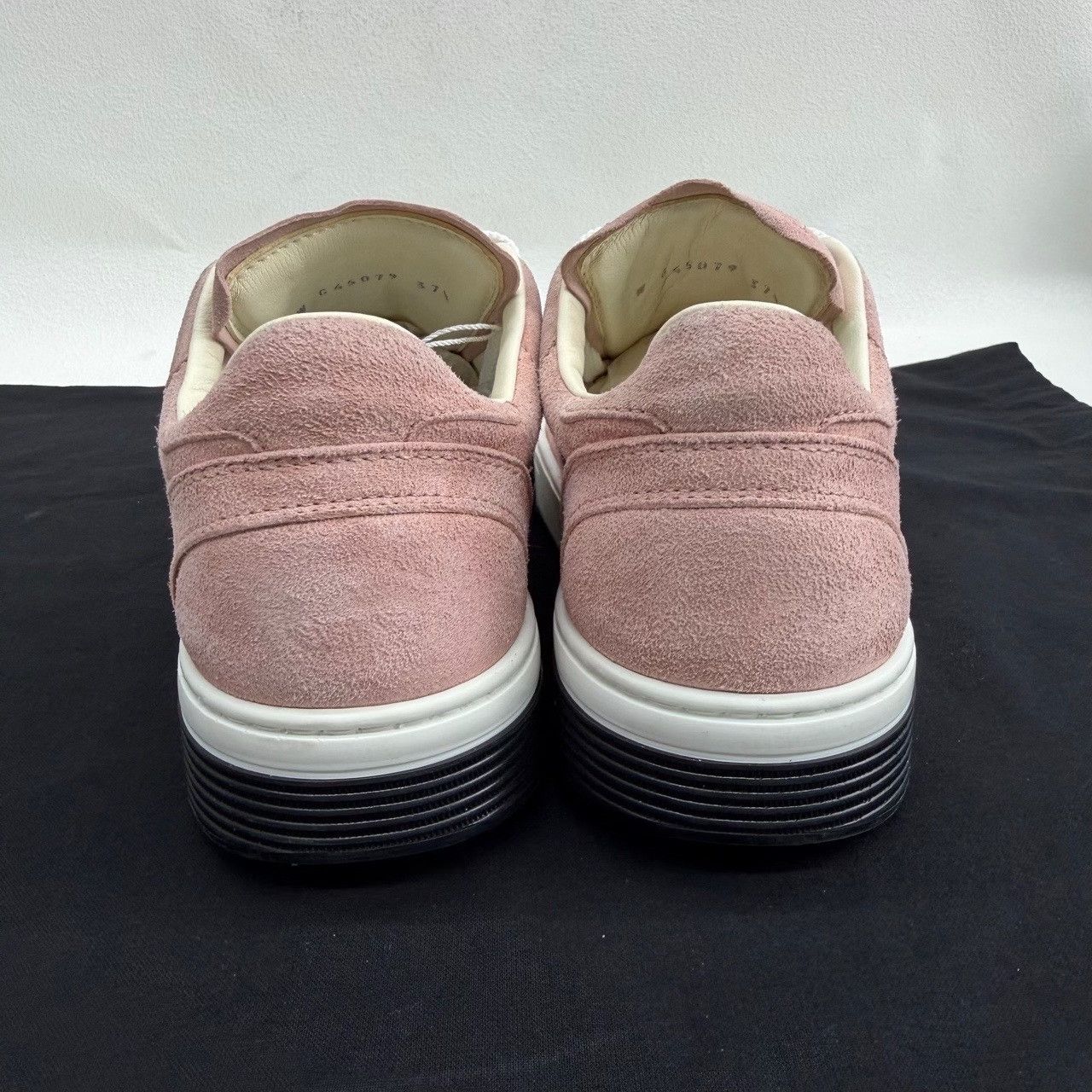 Chanel Chanel Pink Suede CC Logo Sneakers Size 37.5 Size US 6.5 / IT 36.5 - 6 Thumbnail